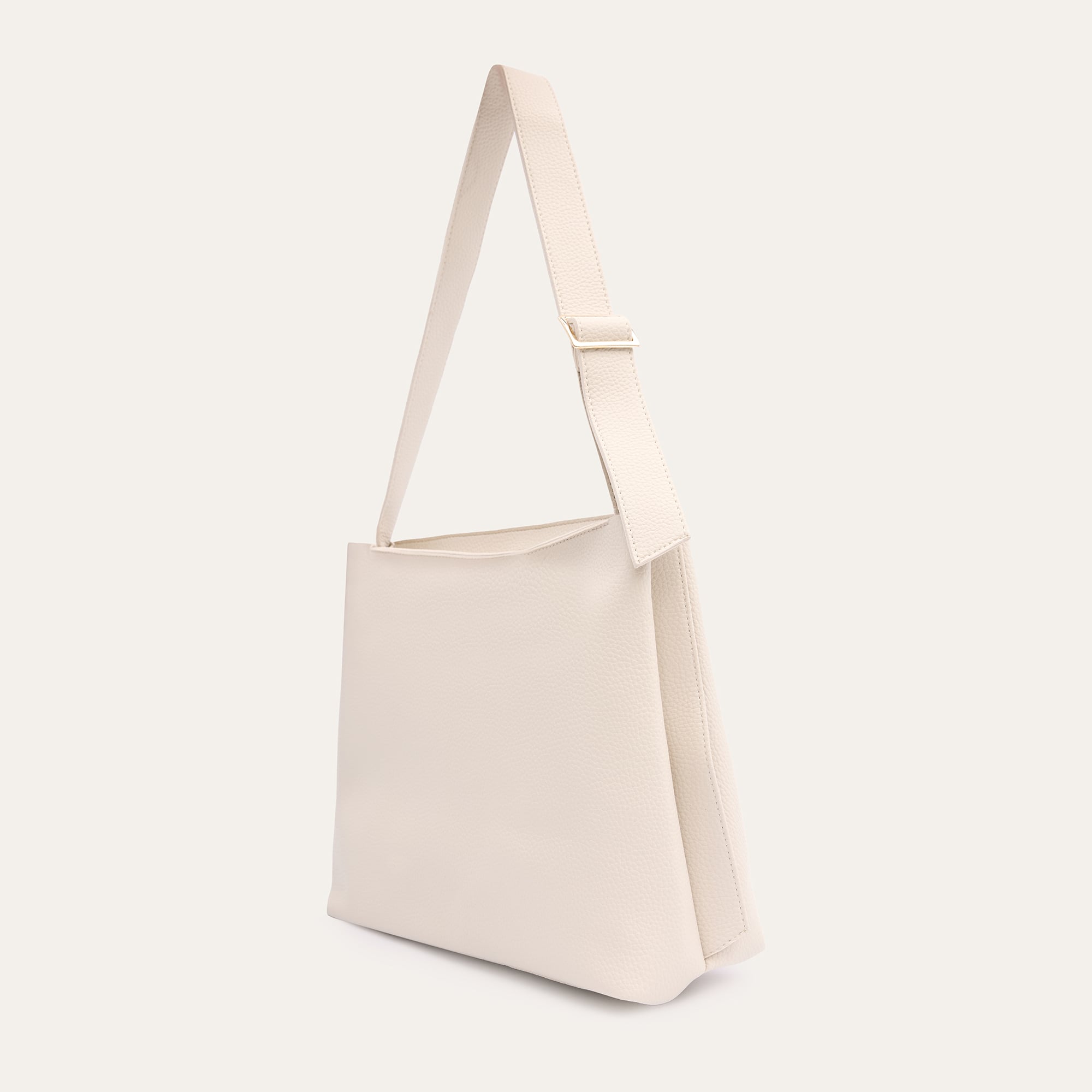 DERİ GÖRÜNÜMLÜ OMUZ ÇANTASI