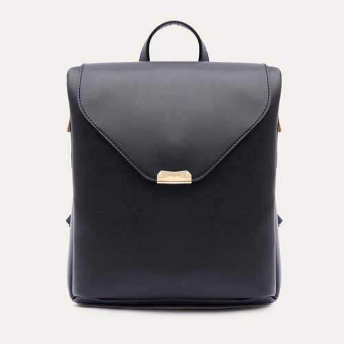  KAPAKLI SIRT ÇANTASI