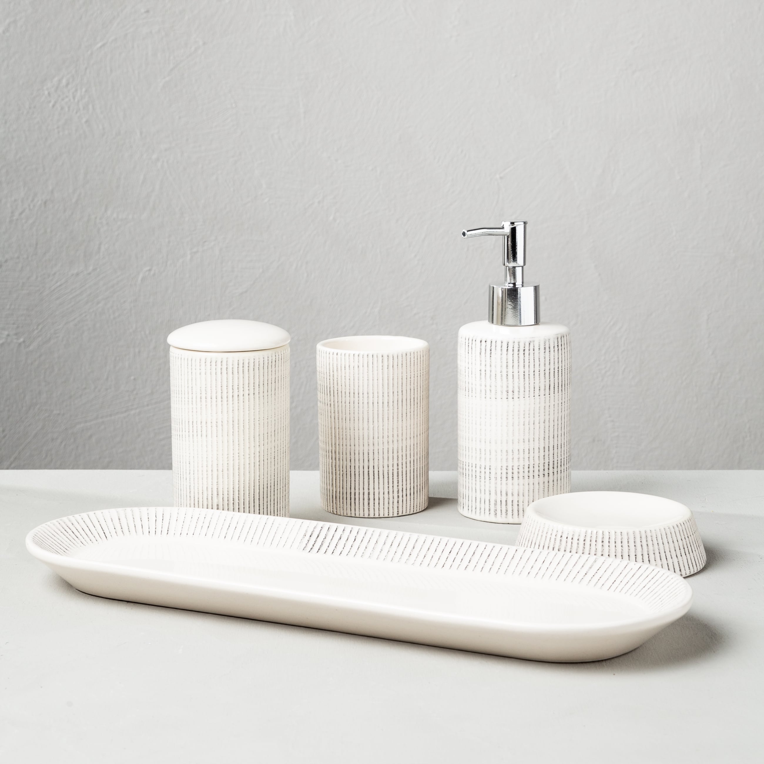 LINEA 5'Lİ KUTULU BANYO SETİ