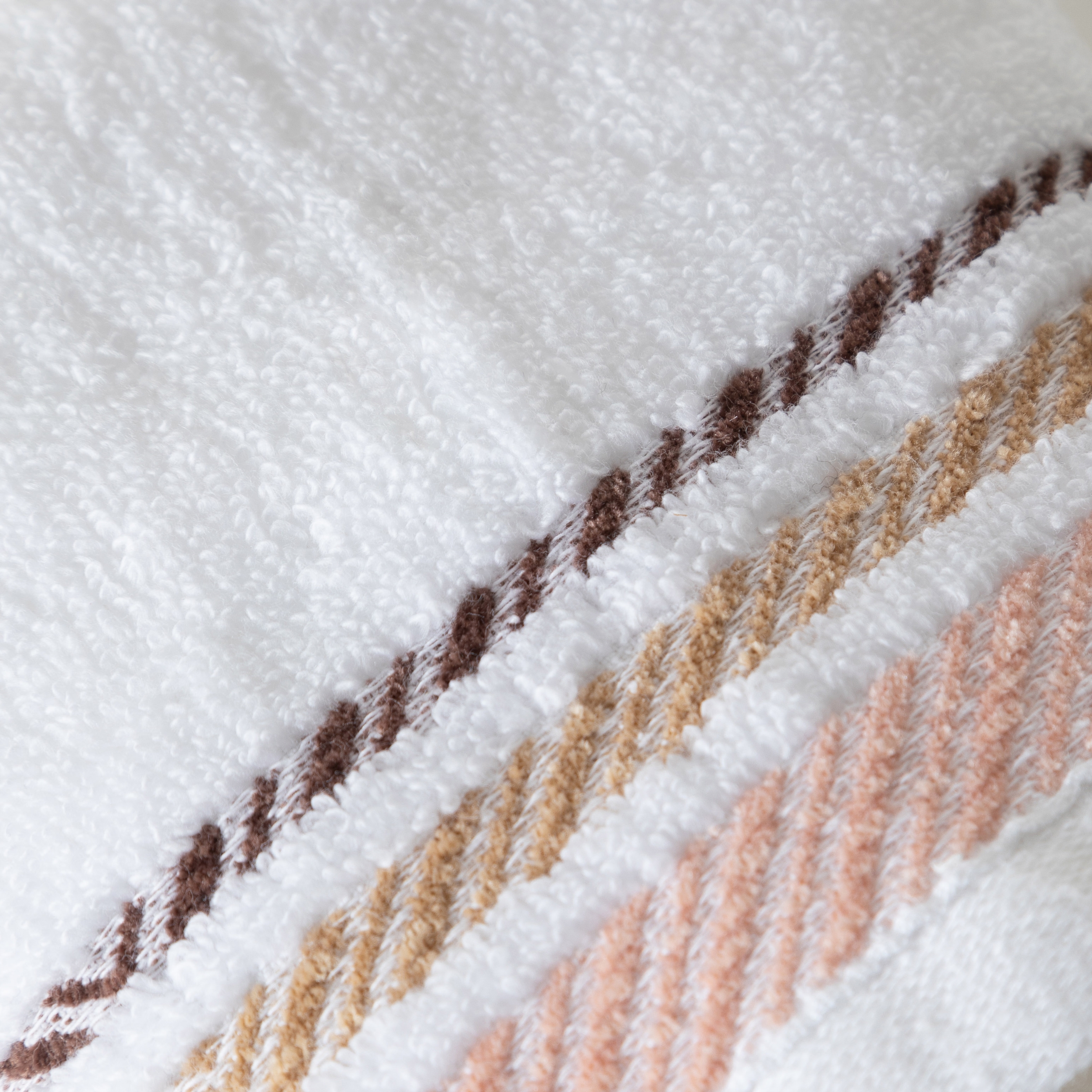 OLIVIA EL HAVLUSU BEYAZ 30X50