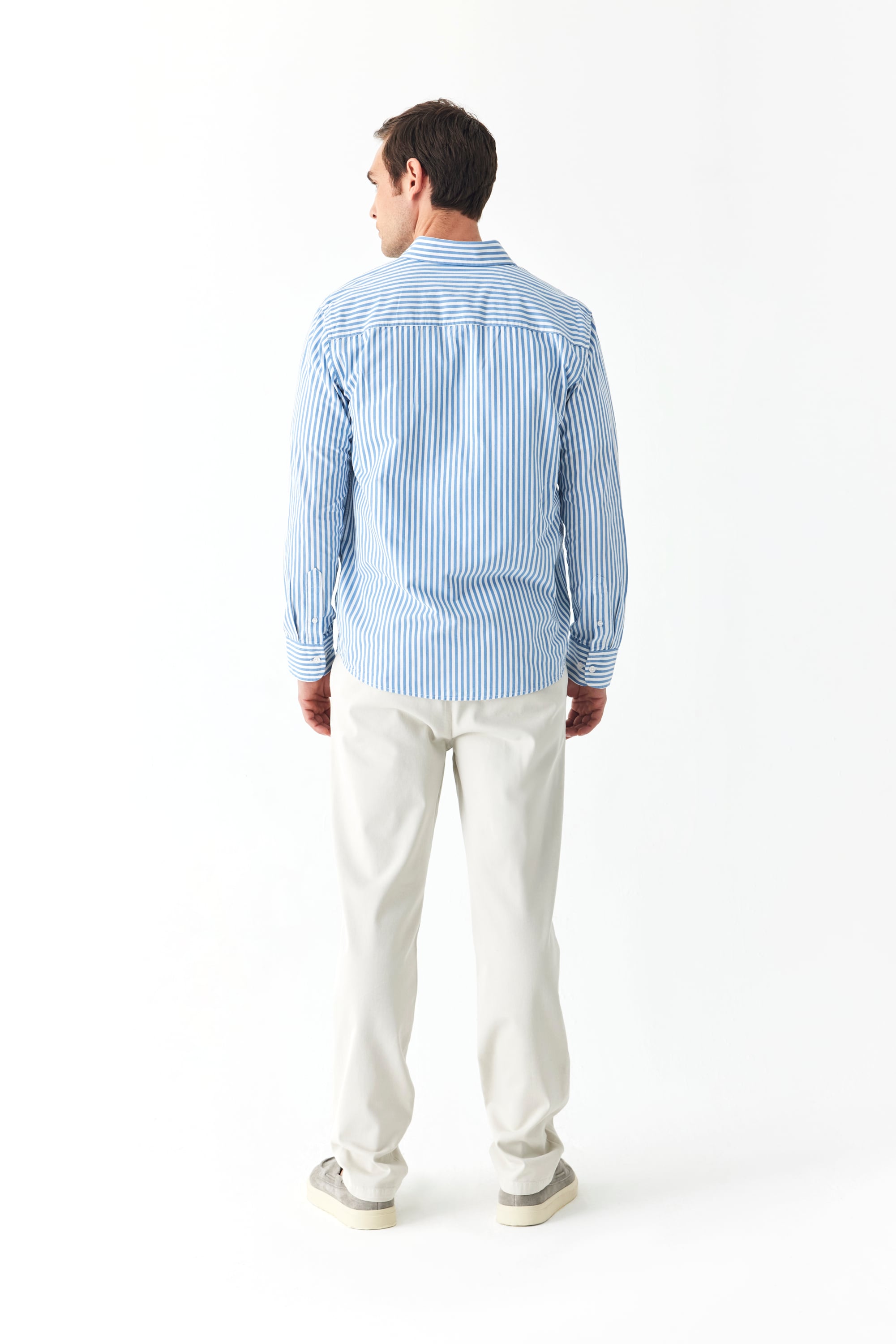 REGULAR FIT CEPLİ ÇİZGİLİ UZUN KOLLU GÖMLEK