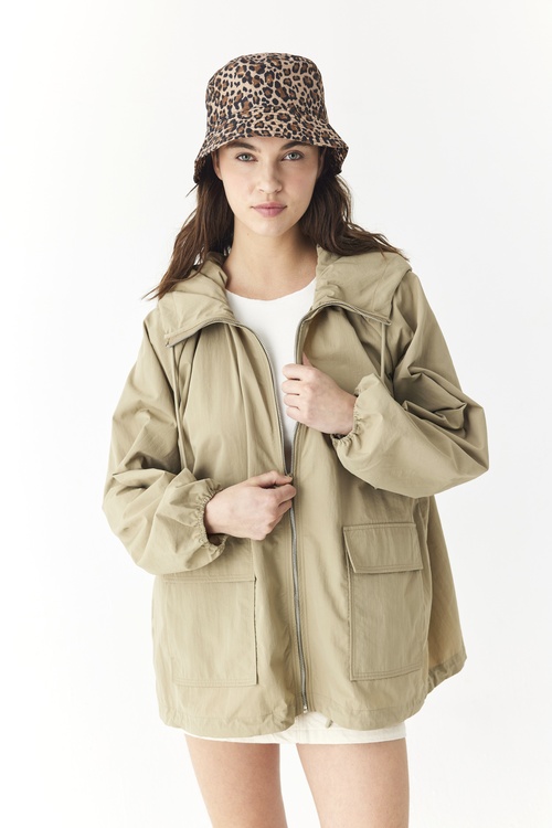  KISA KAPÜŞONLU YAĞMURLUK