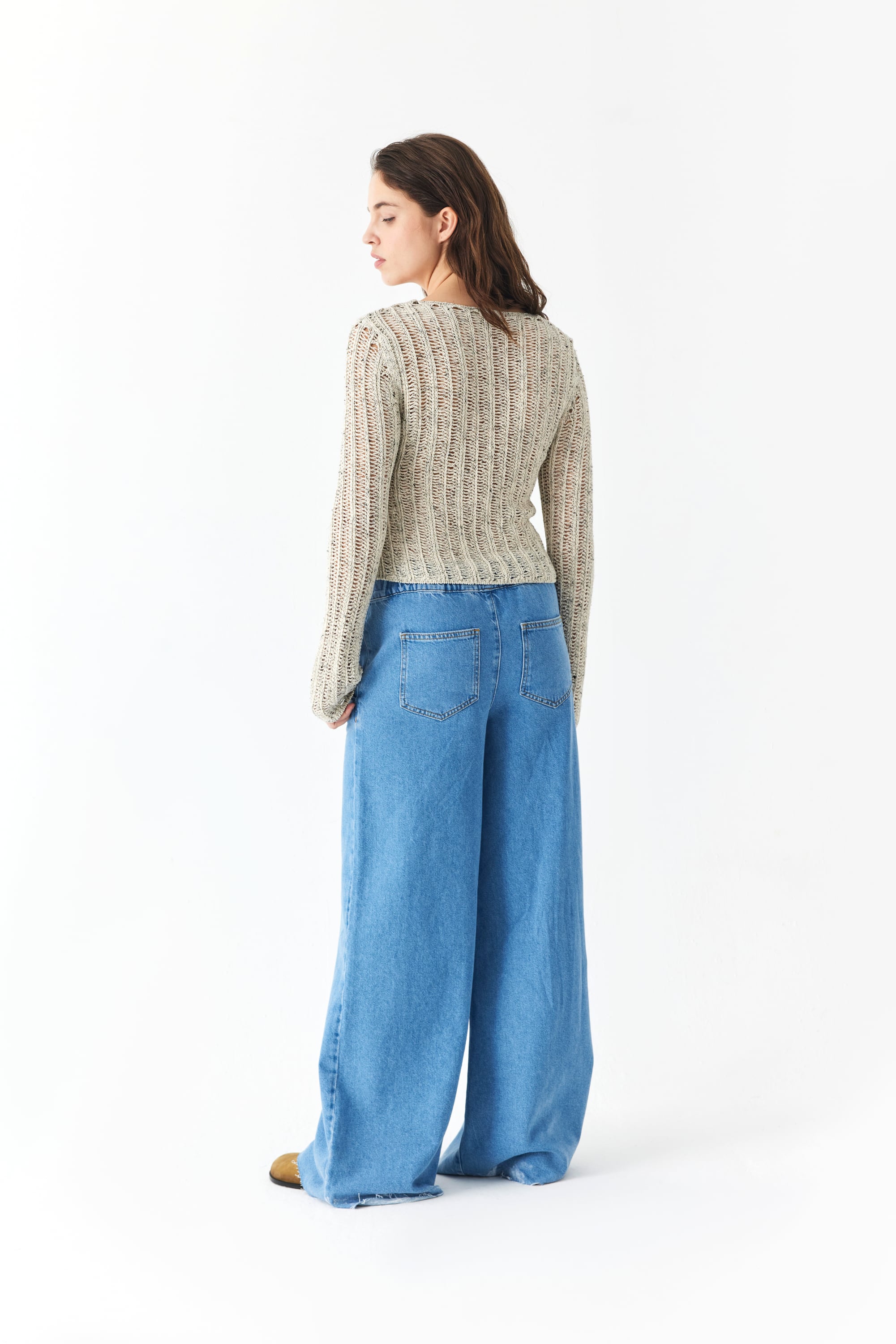 AJURLU DÜĞMELİ BİSİKLET YAKA KAZAK