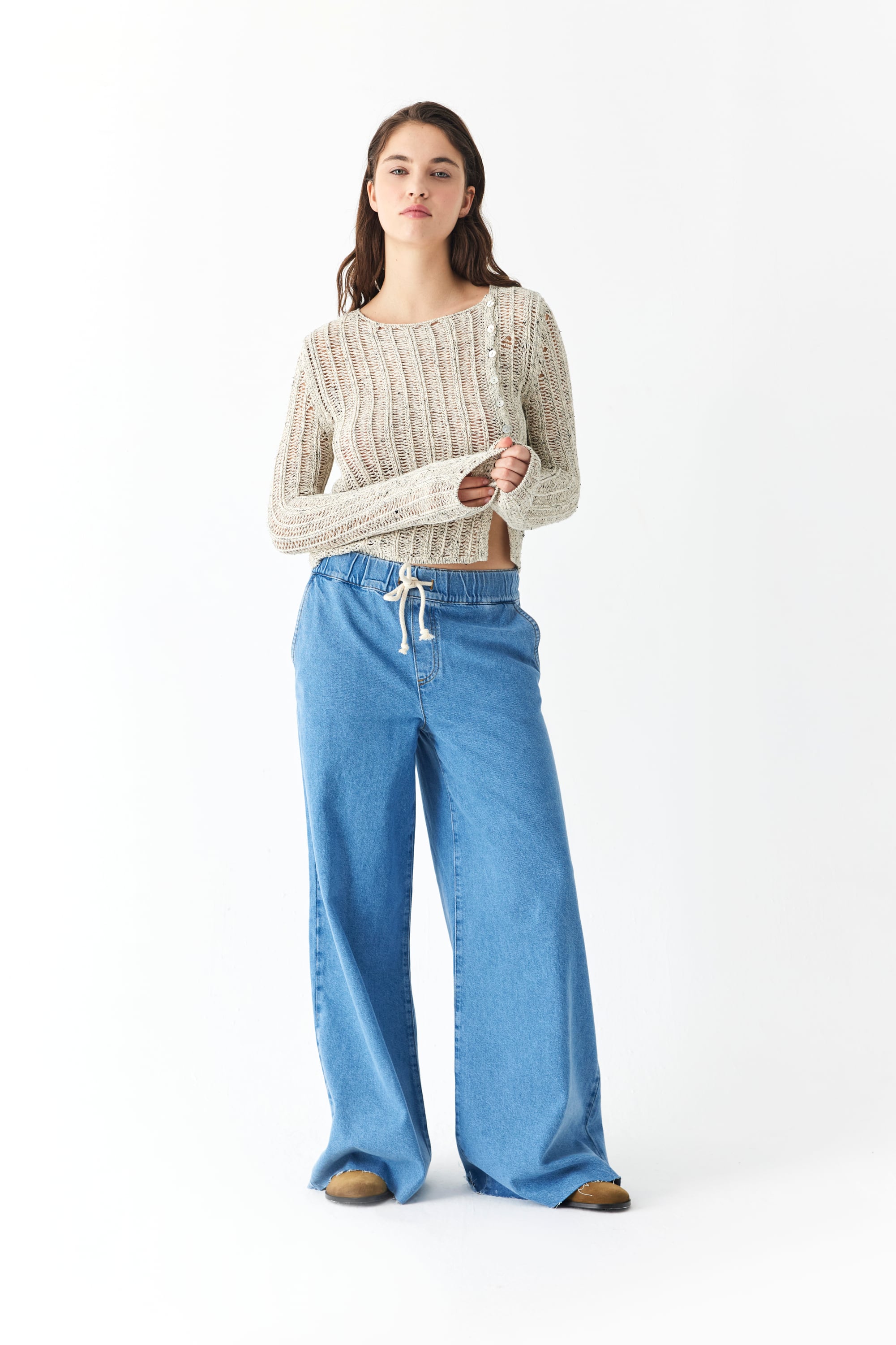 AJURLU DÜĞMELİ BİSİKLET YAKA KAZAK