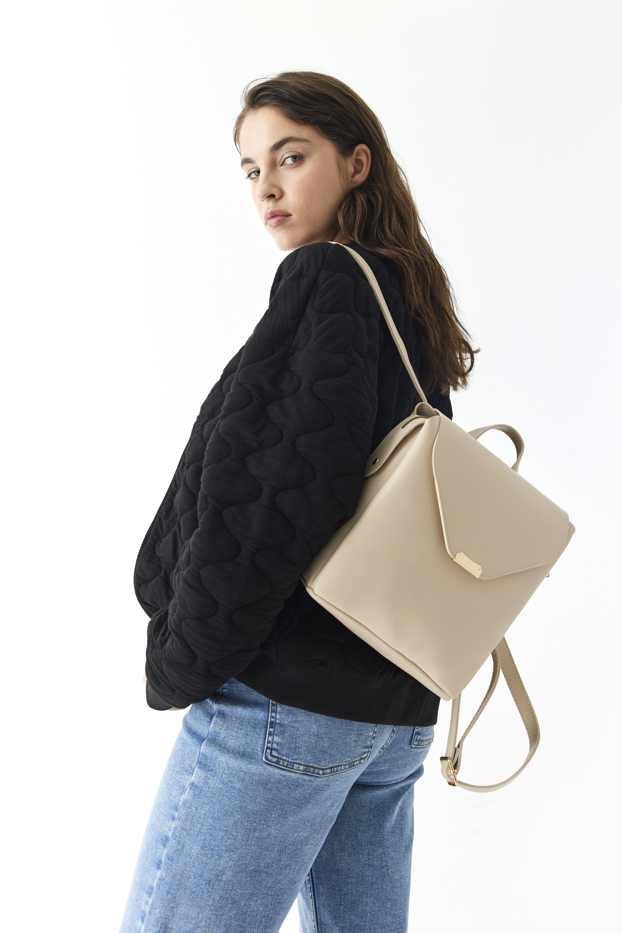 KAPİTONELİ FERMUARLI BOMBER CEKET