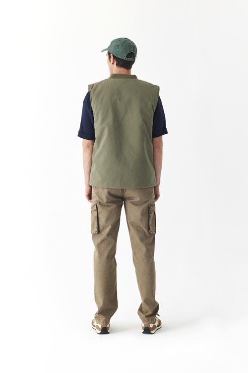  ÇİFT TARAFLI KAPİTONELİ YELEK