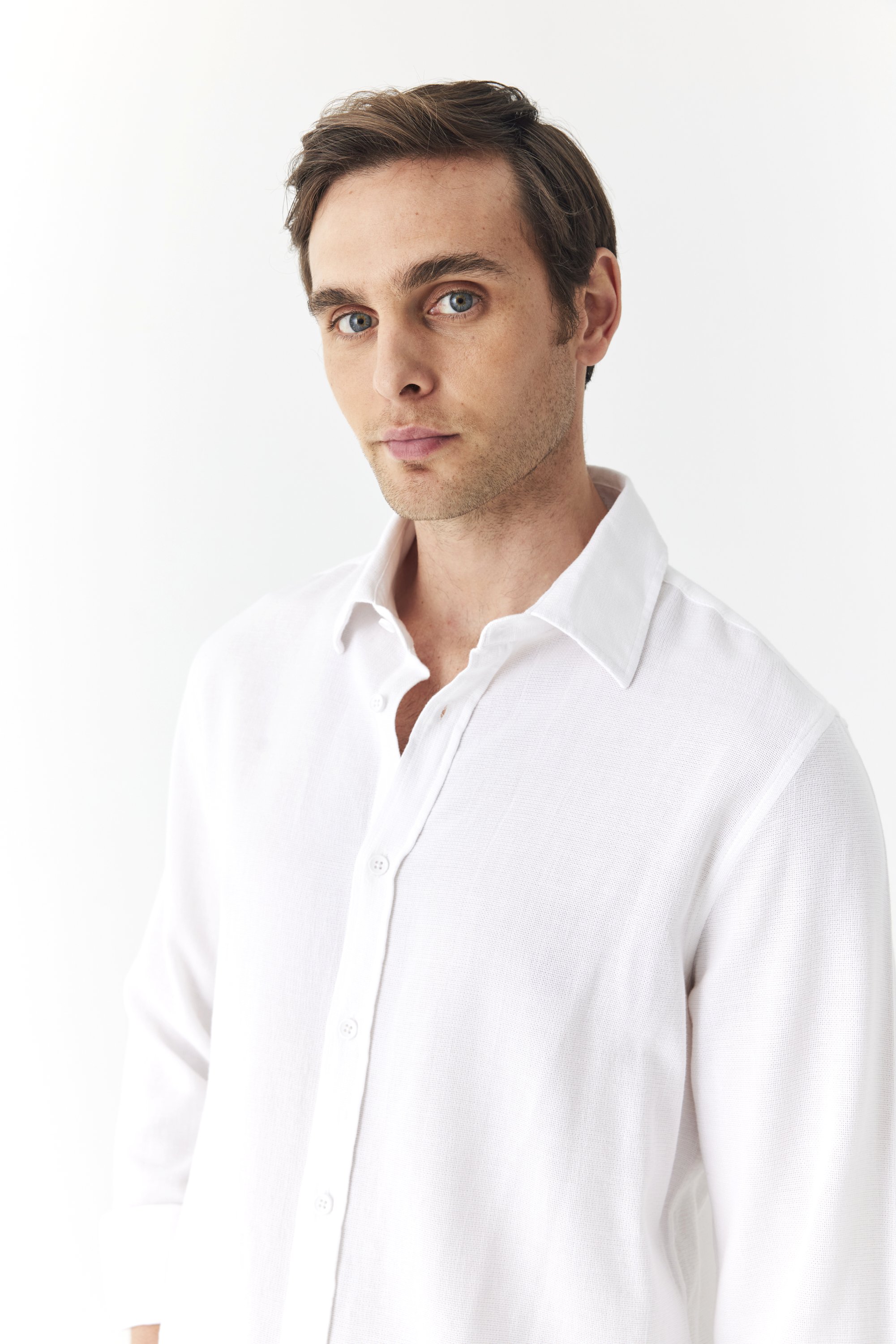 DOKULU REGULAR FIT UZUN KOLLU GÖMLEK