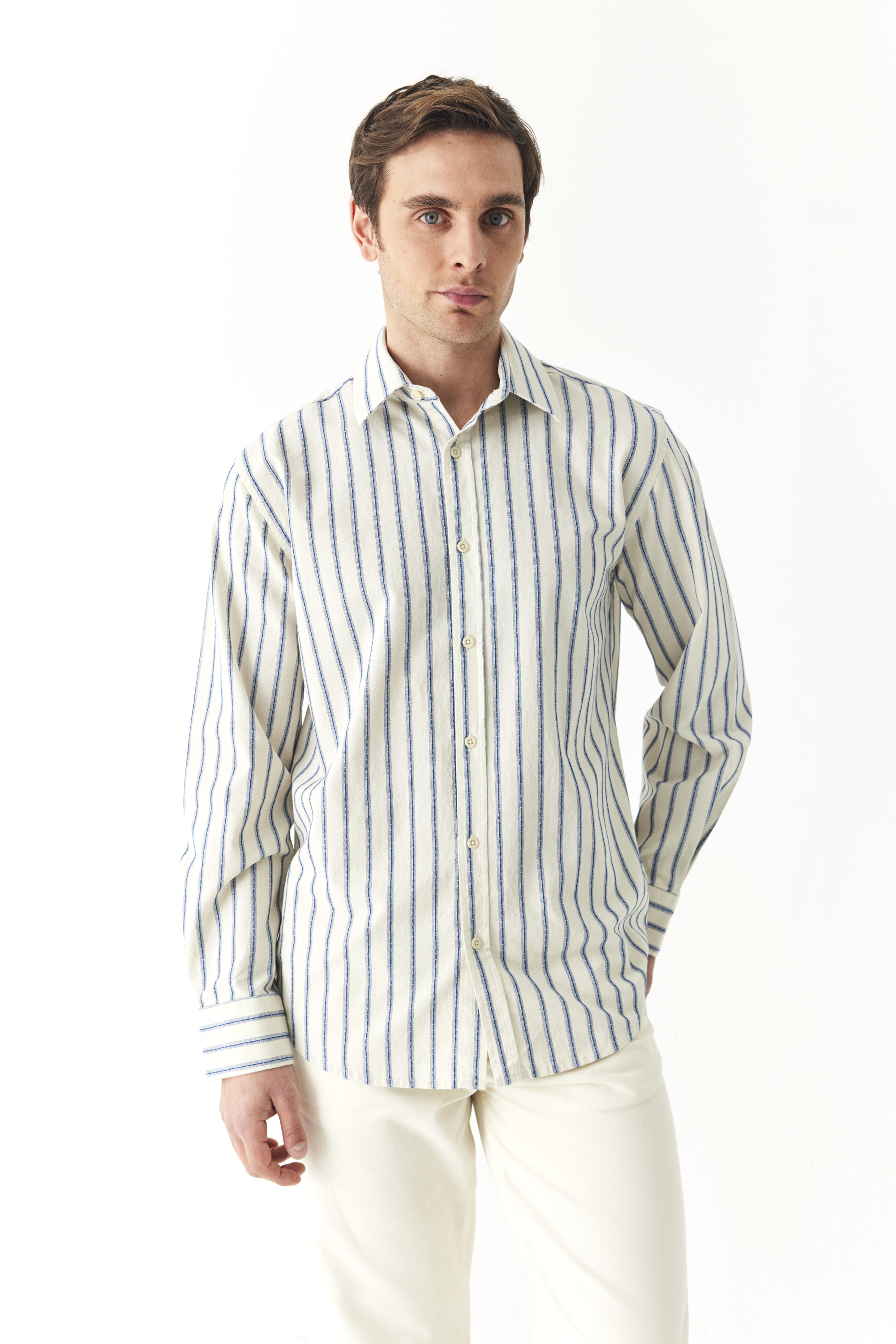 REGULAR FIT ÇİZGİLİ DOKULU UZUN KOLLU GÖMLEK