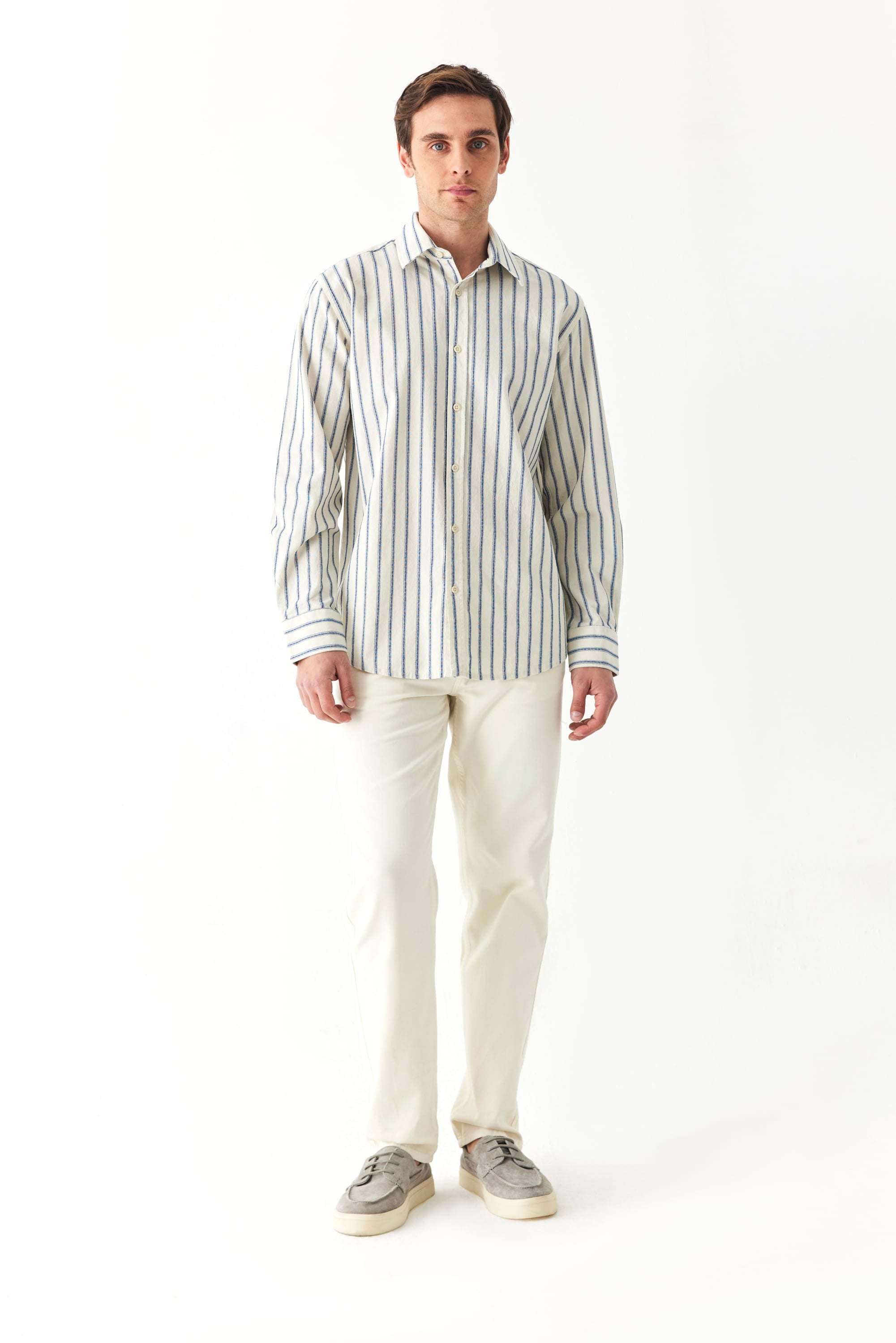 REGULAR FIT ÇİZGİLİ DOKULU UZUN KOLLU GÖMLEK