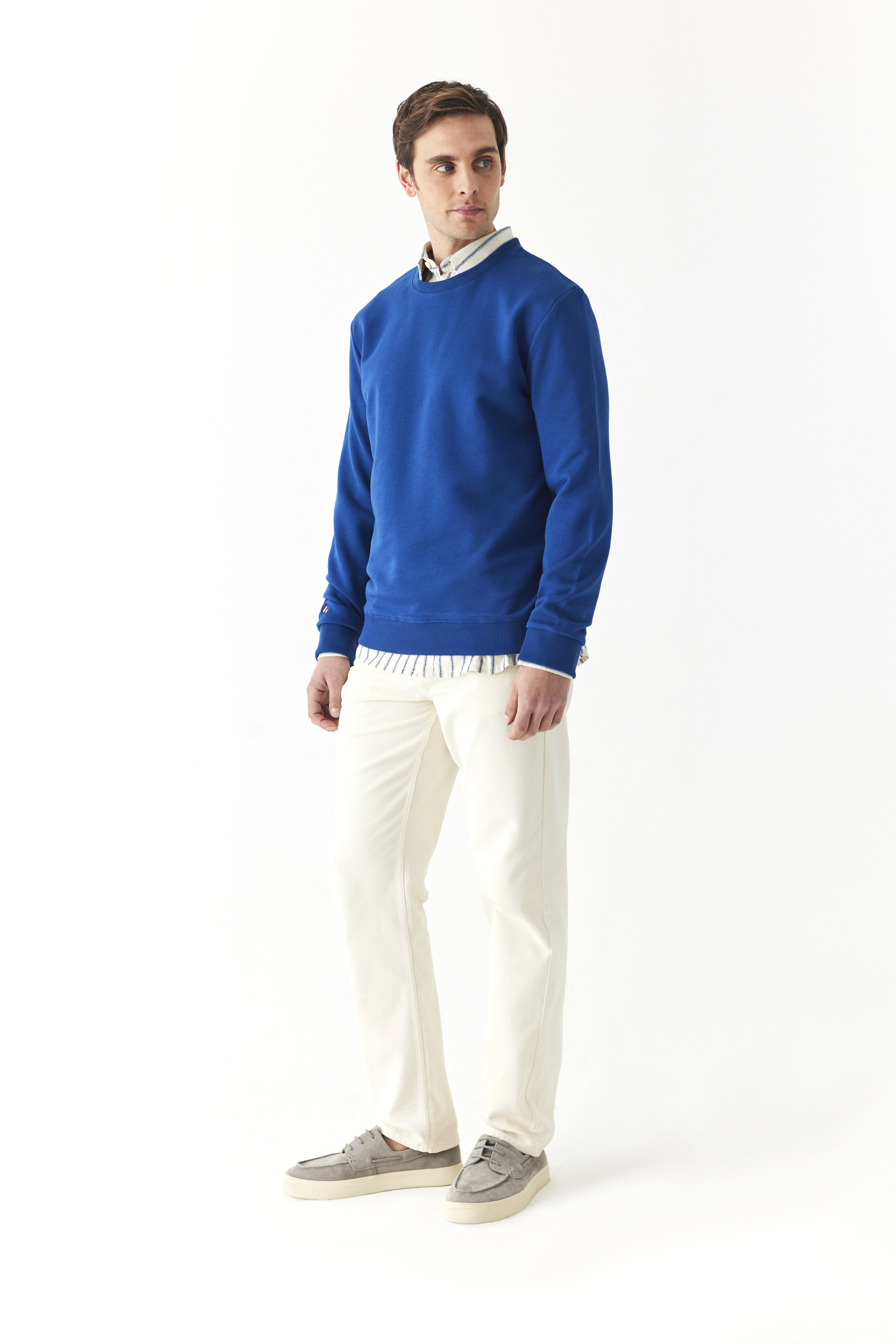 BİLEĞİ NAKIŞLI BİSİKLET YAKA SWEATSHIRT