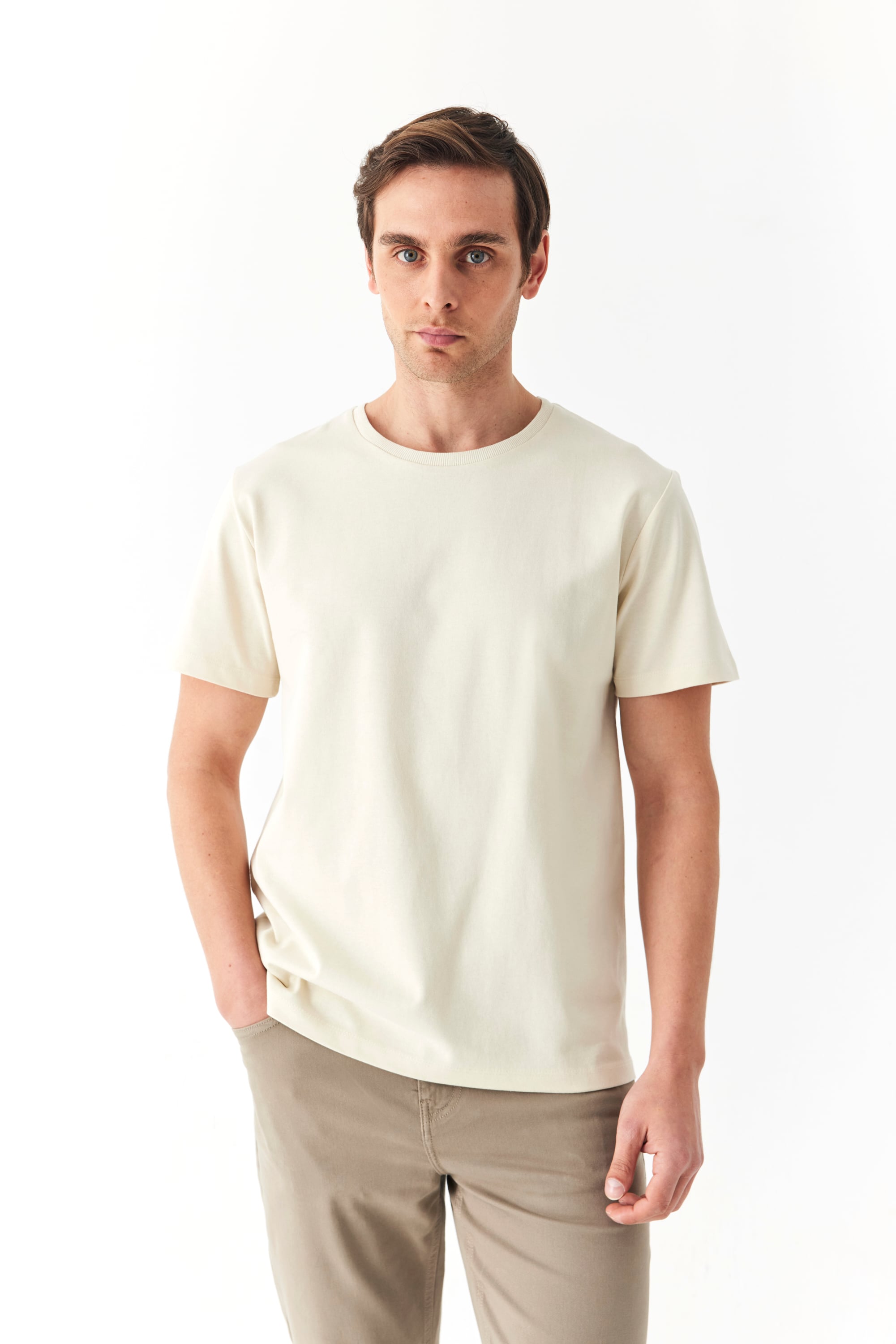 BİSİKLET YAKA KISA KOLLU T-SHIRT