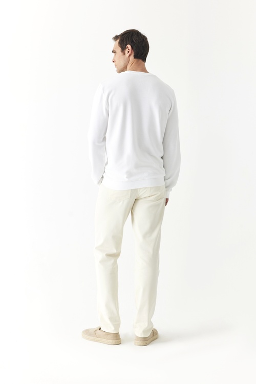  BİSİKLET YAKA NAKIŞLI SWEATSHIRT