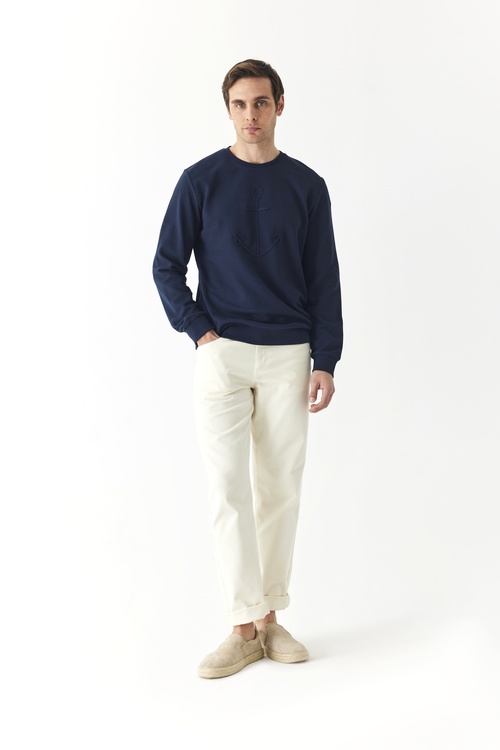  BİSİKLET YAKA ÇAPA NAKIŞLI SWEATSHIRT