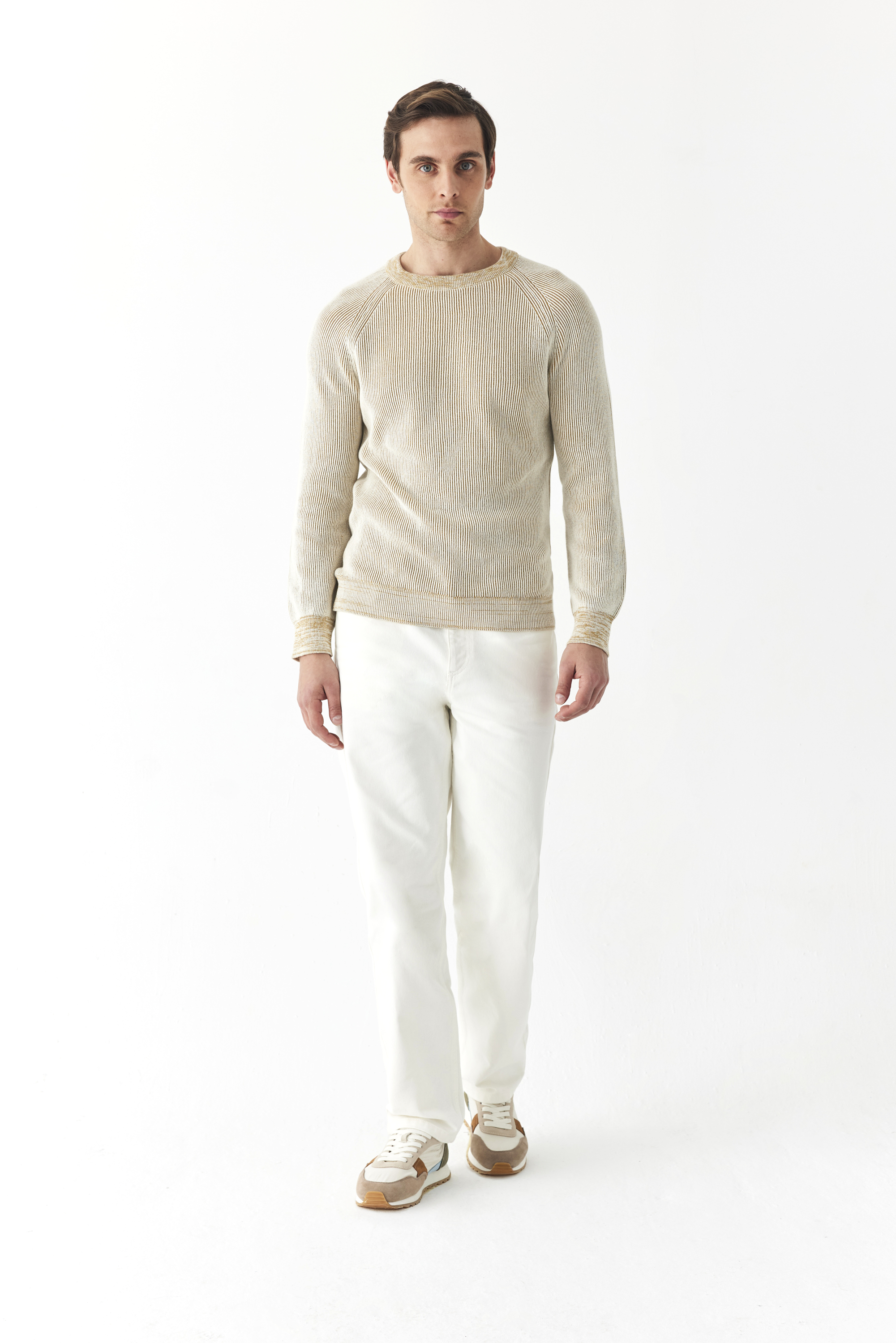 BİSİKLET YAKA FİTİLLİ TRİKO KAZAK