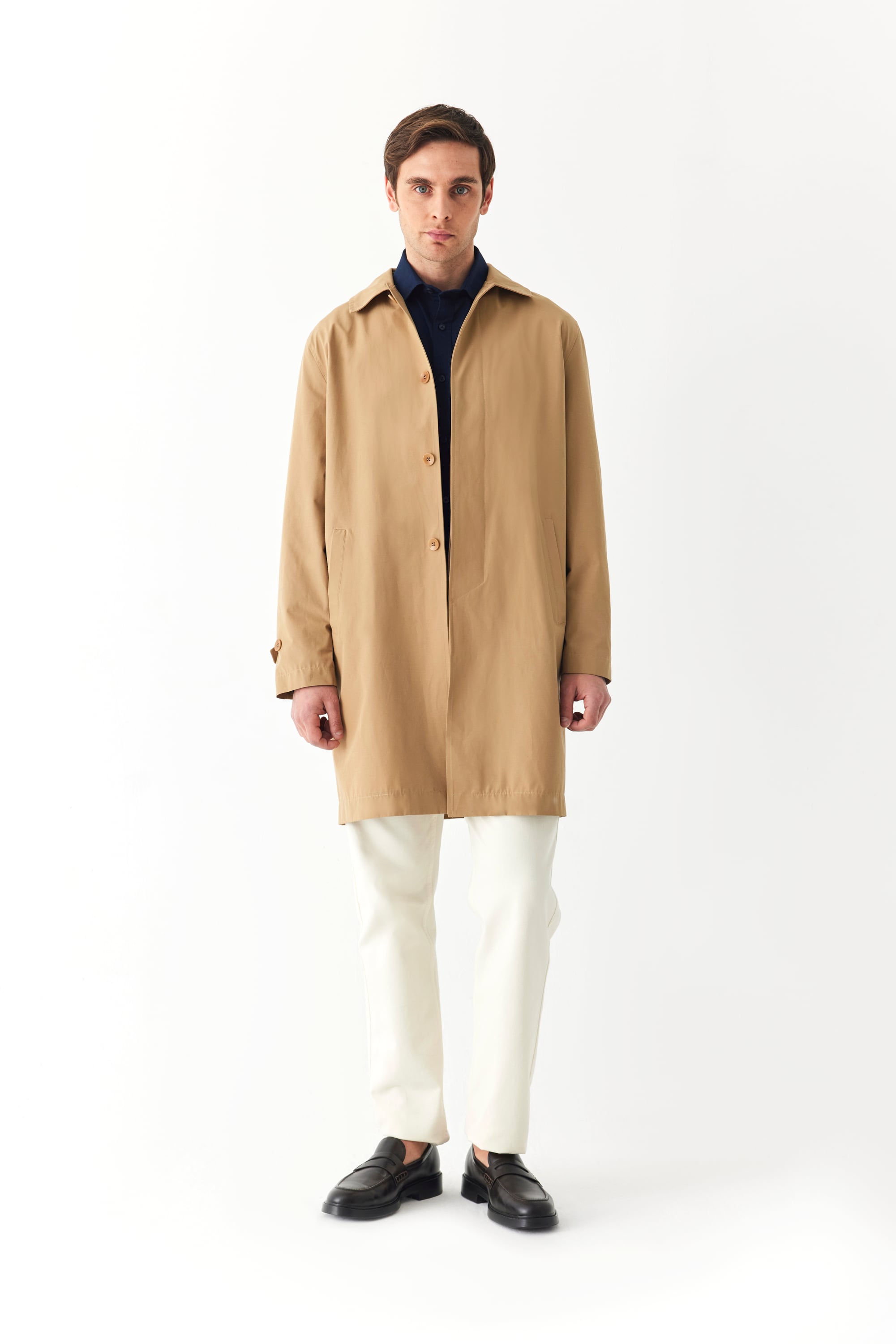 KAPÜŞONLU UZUN TRENÇKOT