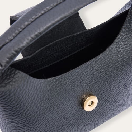  DERİ GÖRÜNÜMLÜ MİNİ OMUZ ÇANTASI