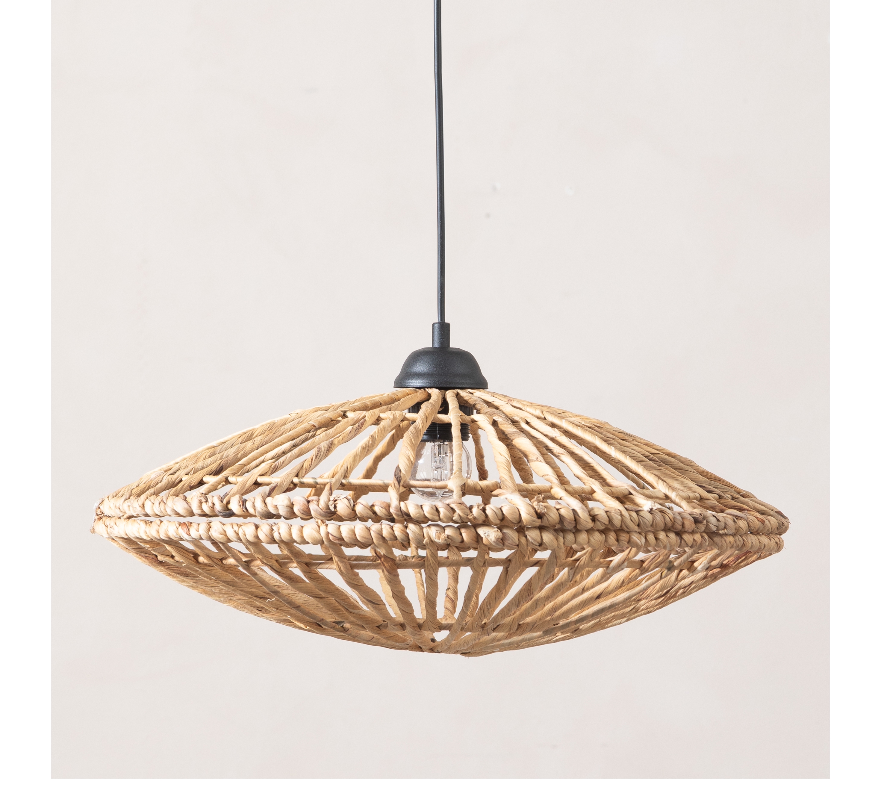 DELPHINE II RATTAN SARKIT