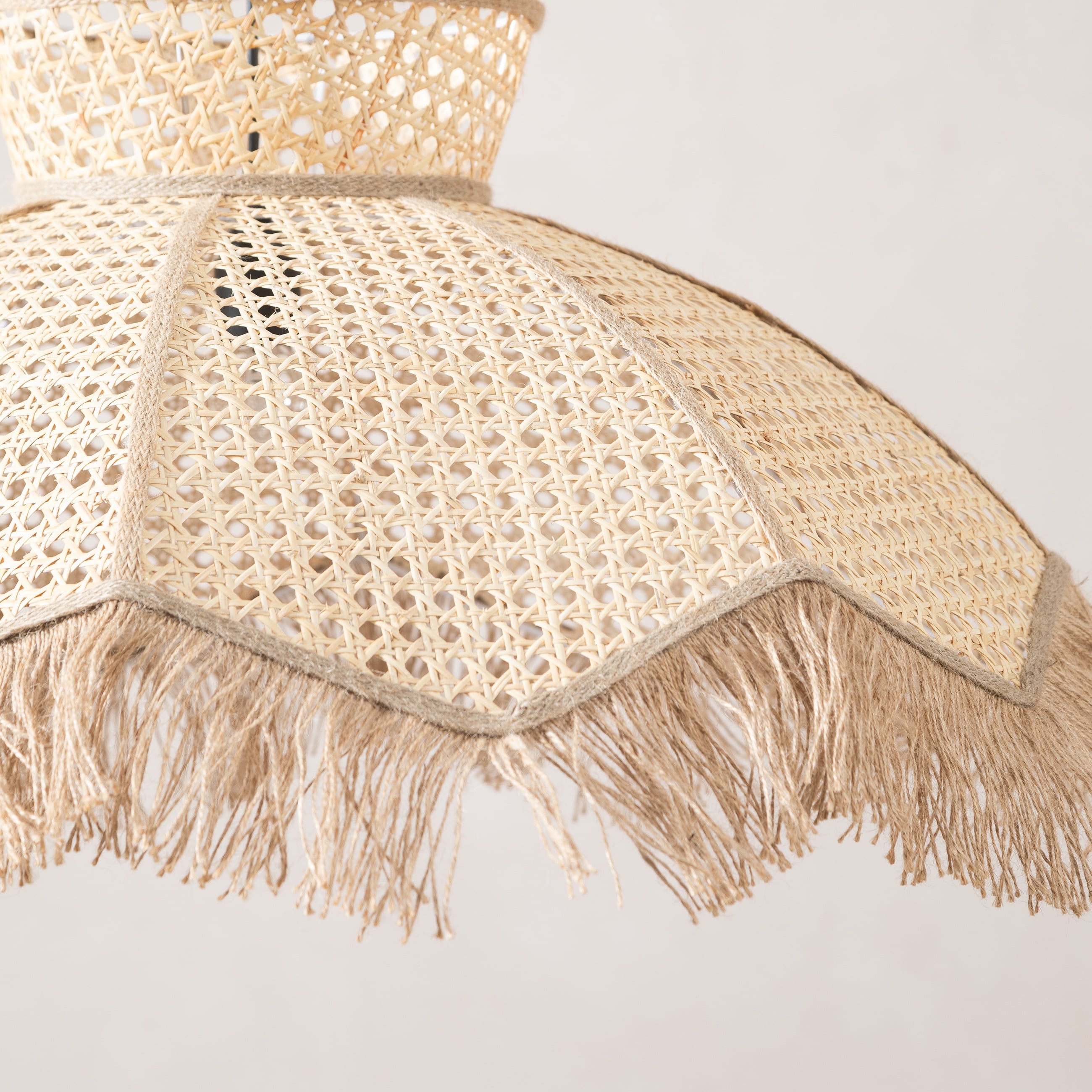 ALECTA HAZERAN SARKIT