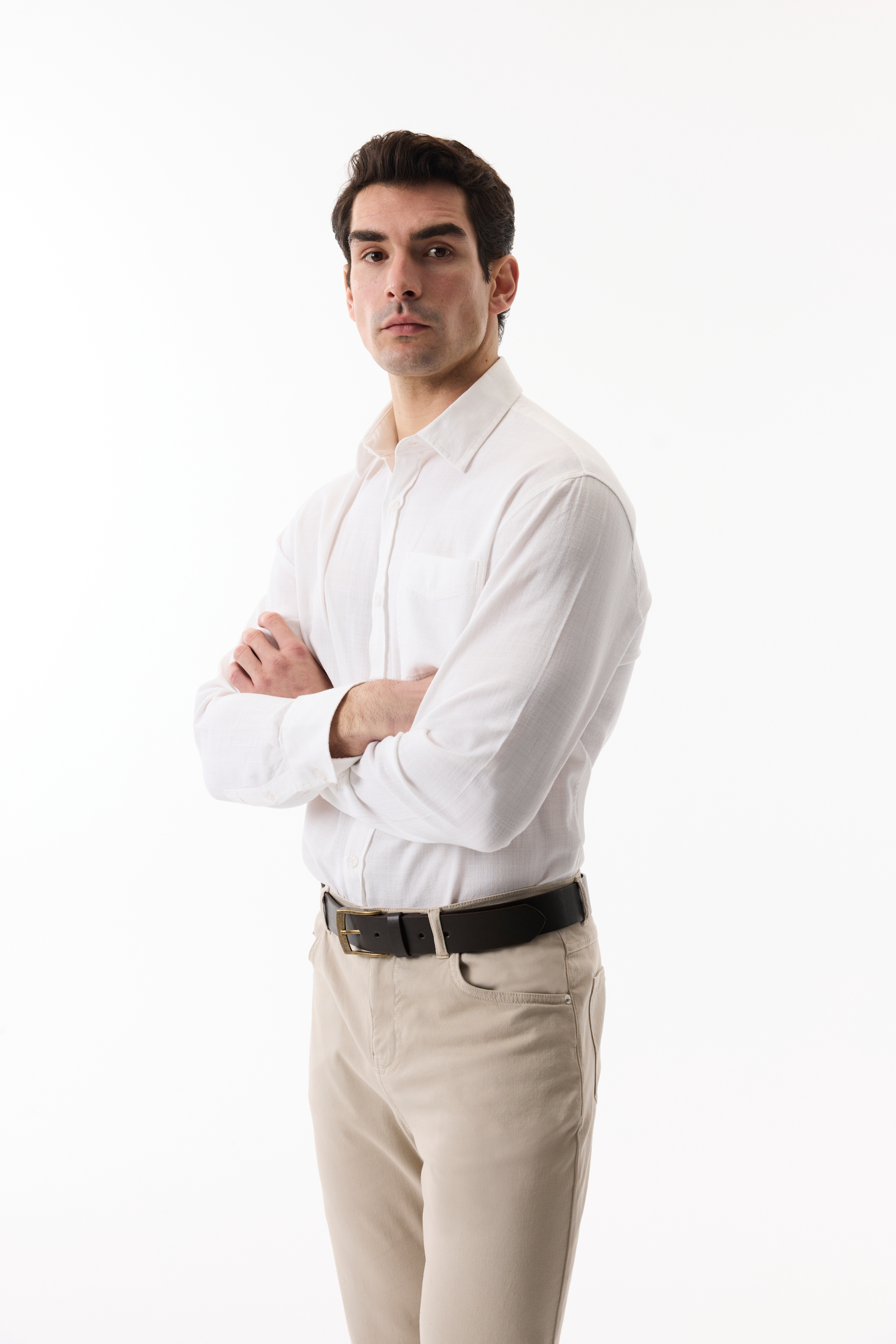 REGULAR FIT DOKULU UZUN KOLLU GÖMLEK