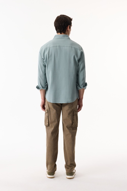  REGULAR FIT DOKULU UZUN KOLLU GÖMLEK