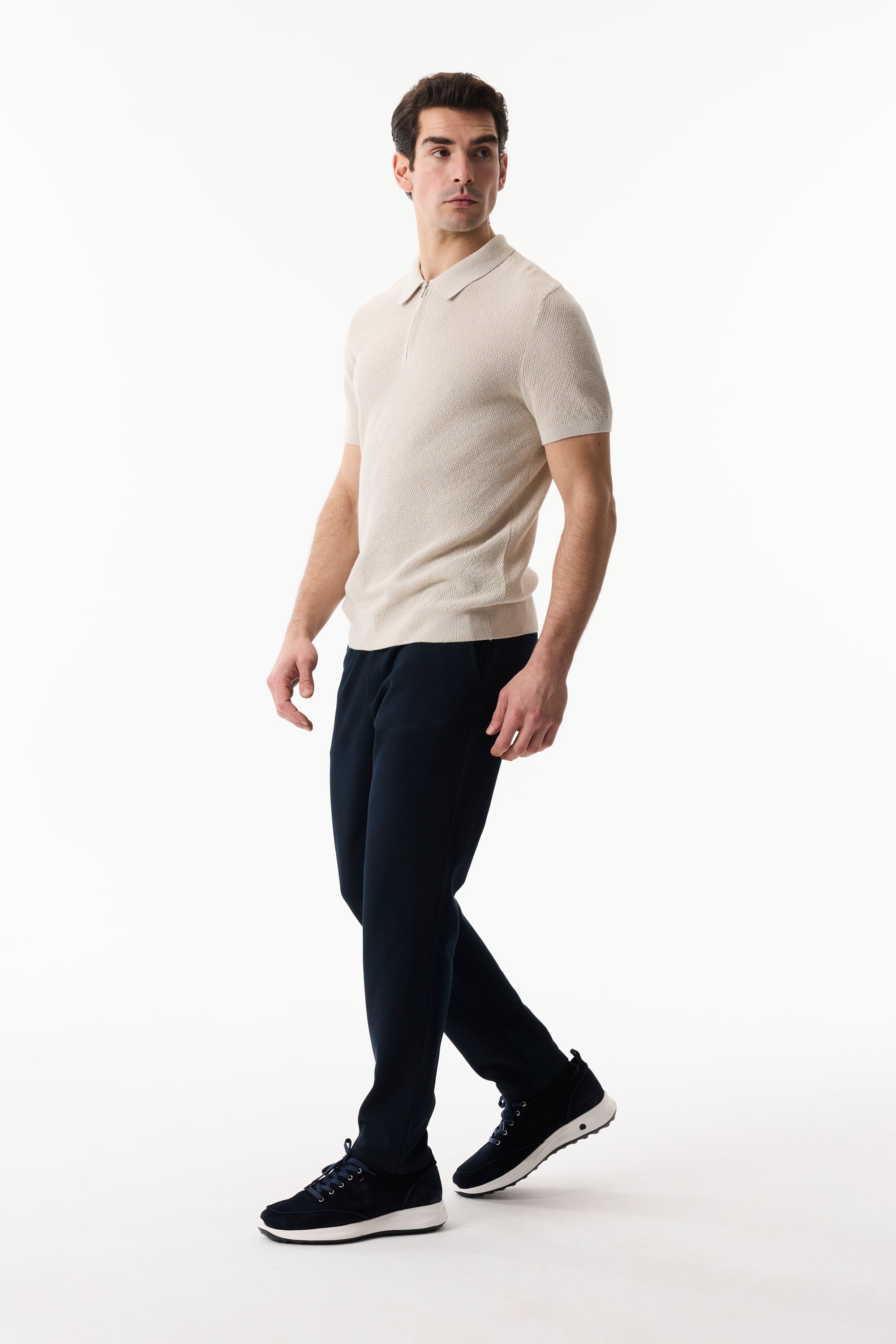 FERMUARLI POLO YAKA KISA KOLLU KAZAK