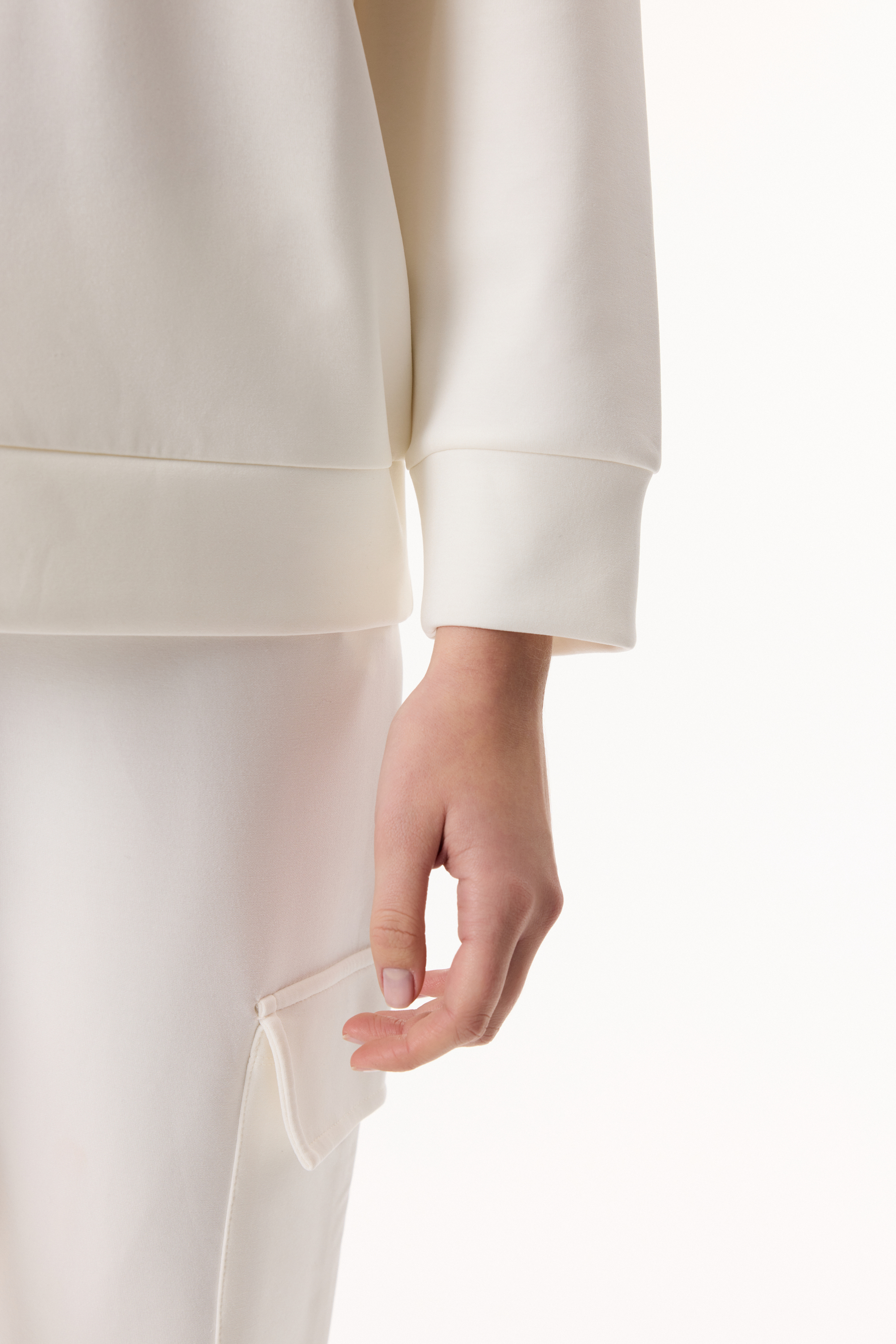 BİSİKLET YAKA MODAL SWEATSHIRT