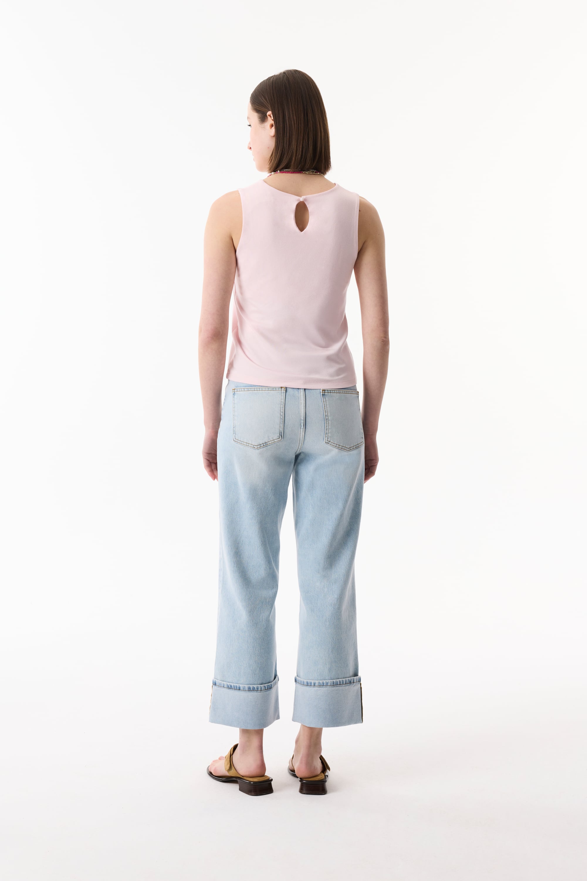 BİSİKLET YAKA KOLSUZ BLUZ