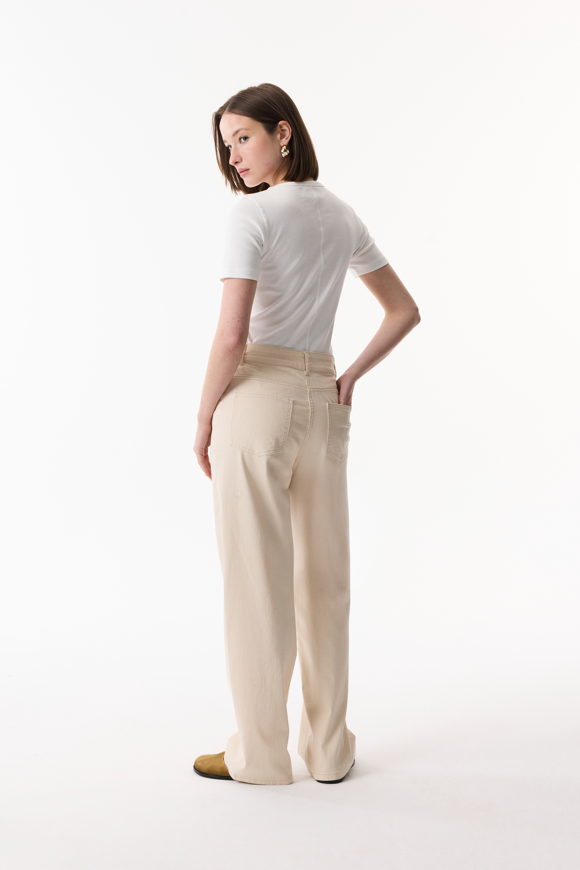 BİSİKLET YAKA KISA KOLLU T-SHIRT