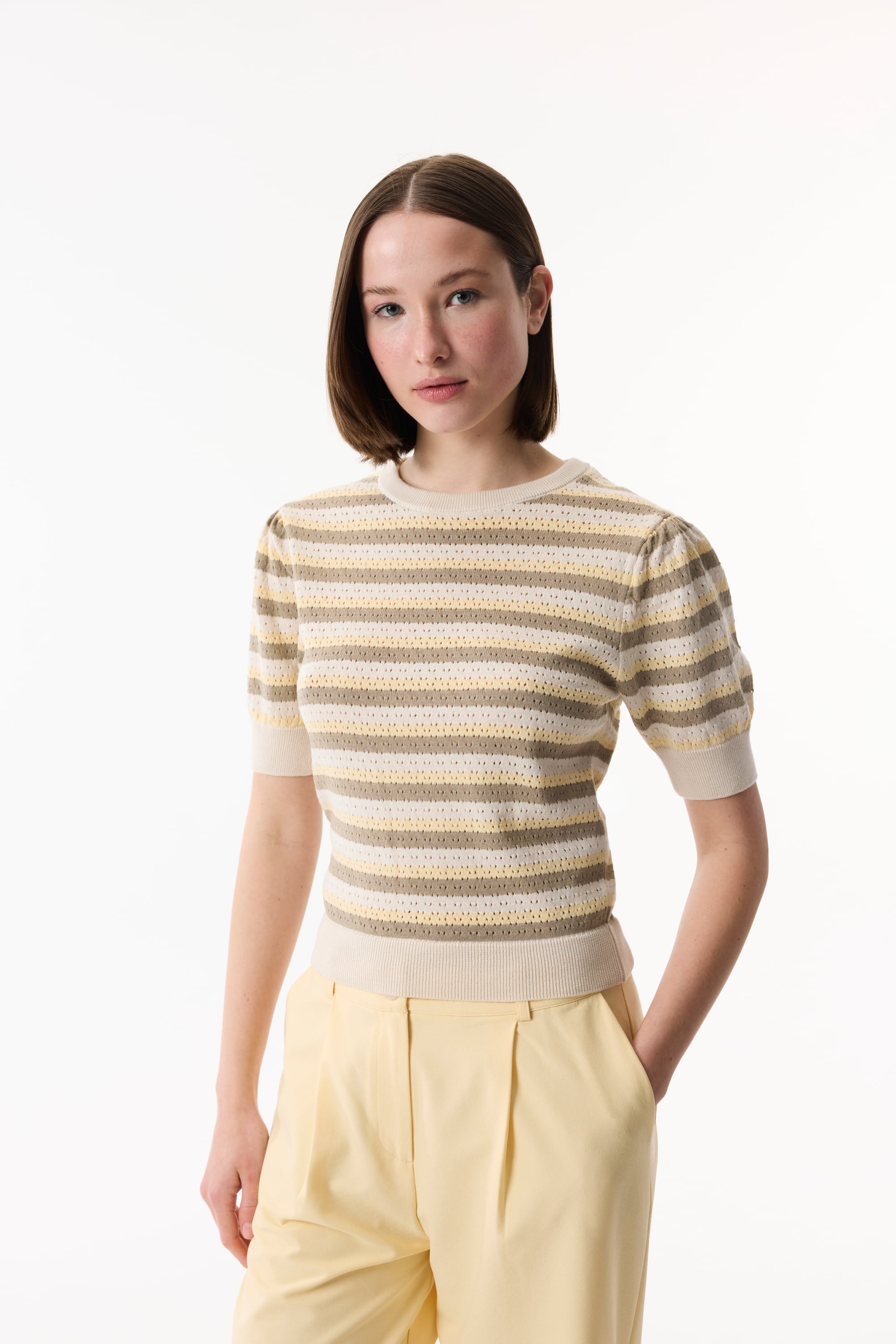 ÇİZGİLİ BİSİKLET YAKA KISA KOLLU KAZAK