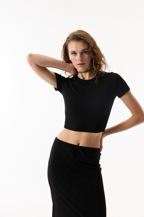  BİSİKLET YAKA CROP T-SHIRT