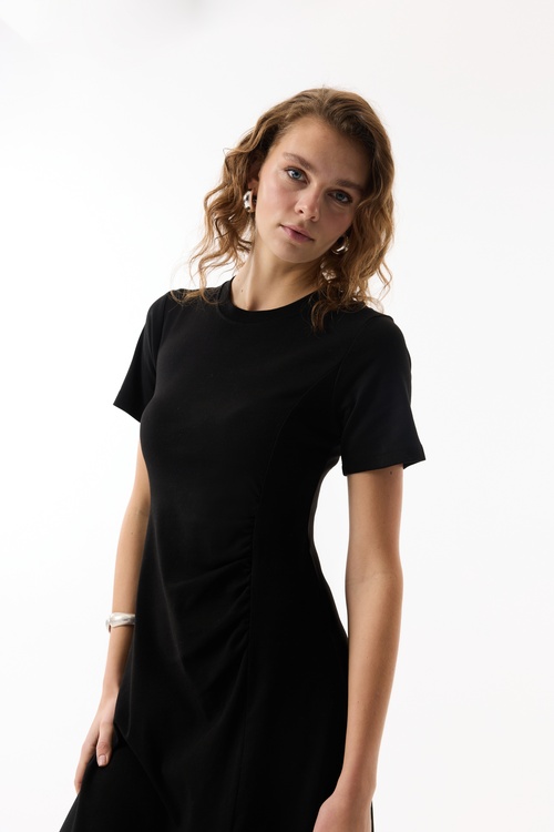  BÜZGÜLÜ YIRTMAÇLI UZUN ELBİSE