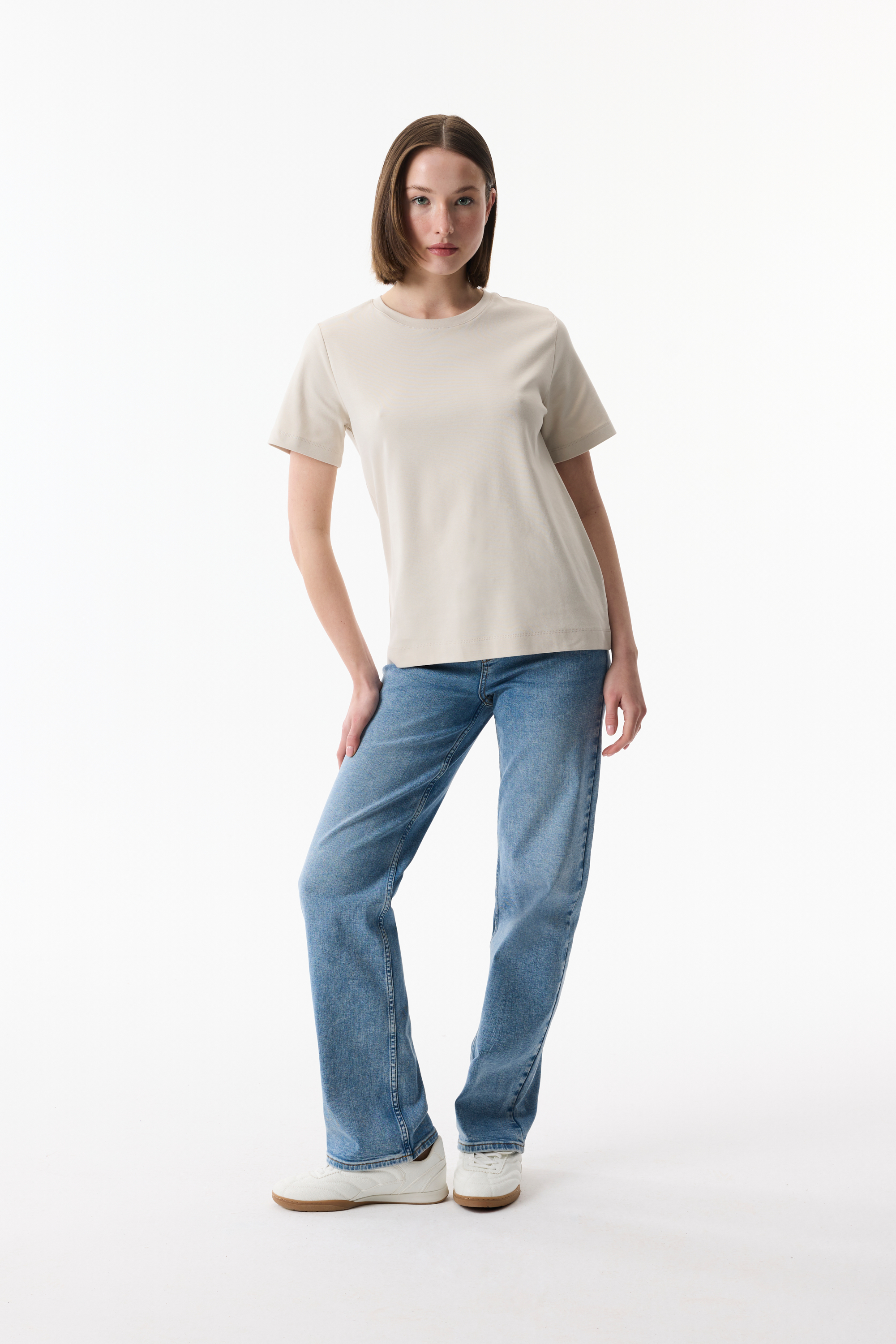 BİSİKLET YAKA KISA KOLLU T-SHIRT