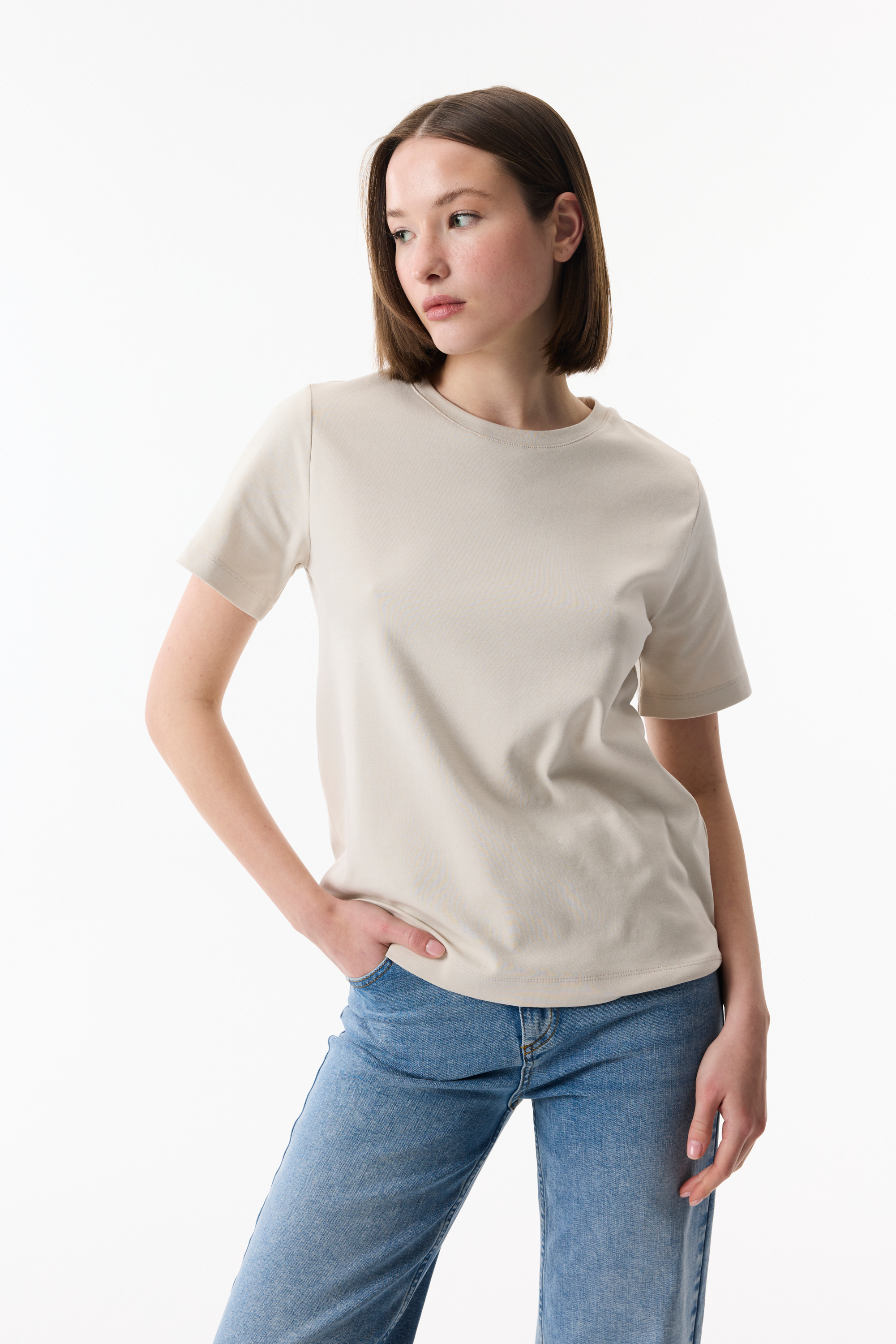 BİSİKLET YAKA KISA KOLLU T-SHIRT