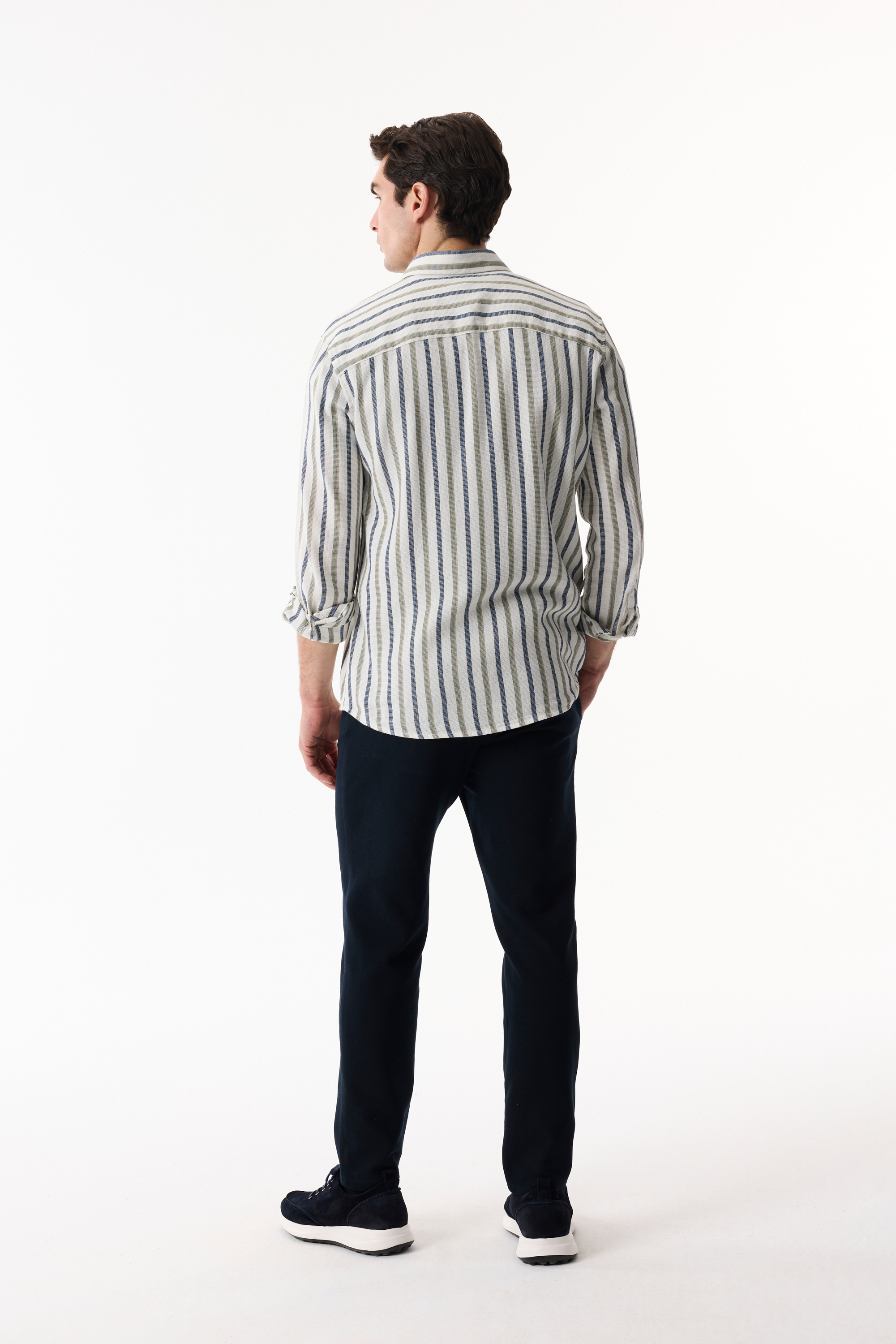 REGULAR FIT ÇİZGİLİ UZUN KOLLU GÖMLEK