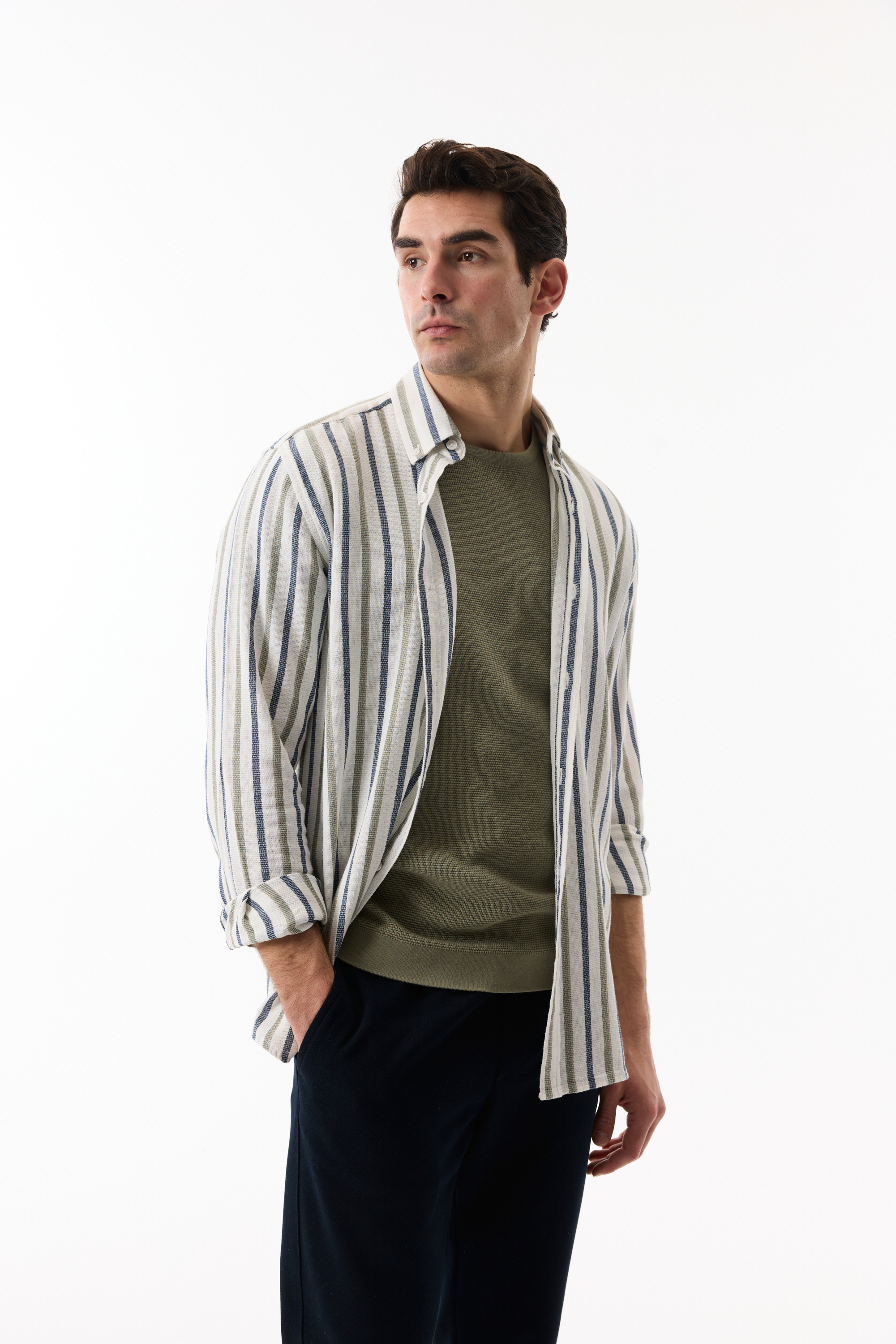 REGULAR FIT ÇİZGİLİ UZUN KOLLU GÖMLEK