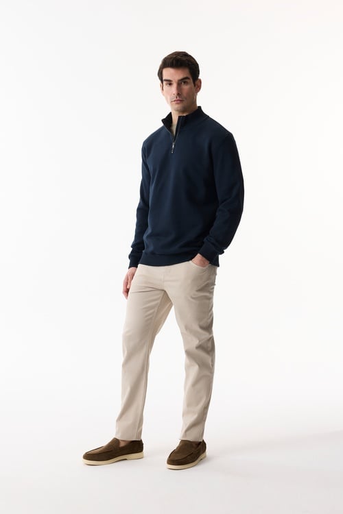  FERMUARLI DİK YAKA SWEATSHIRT