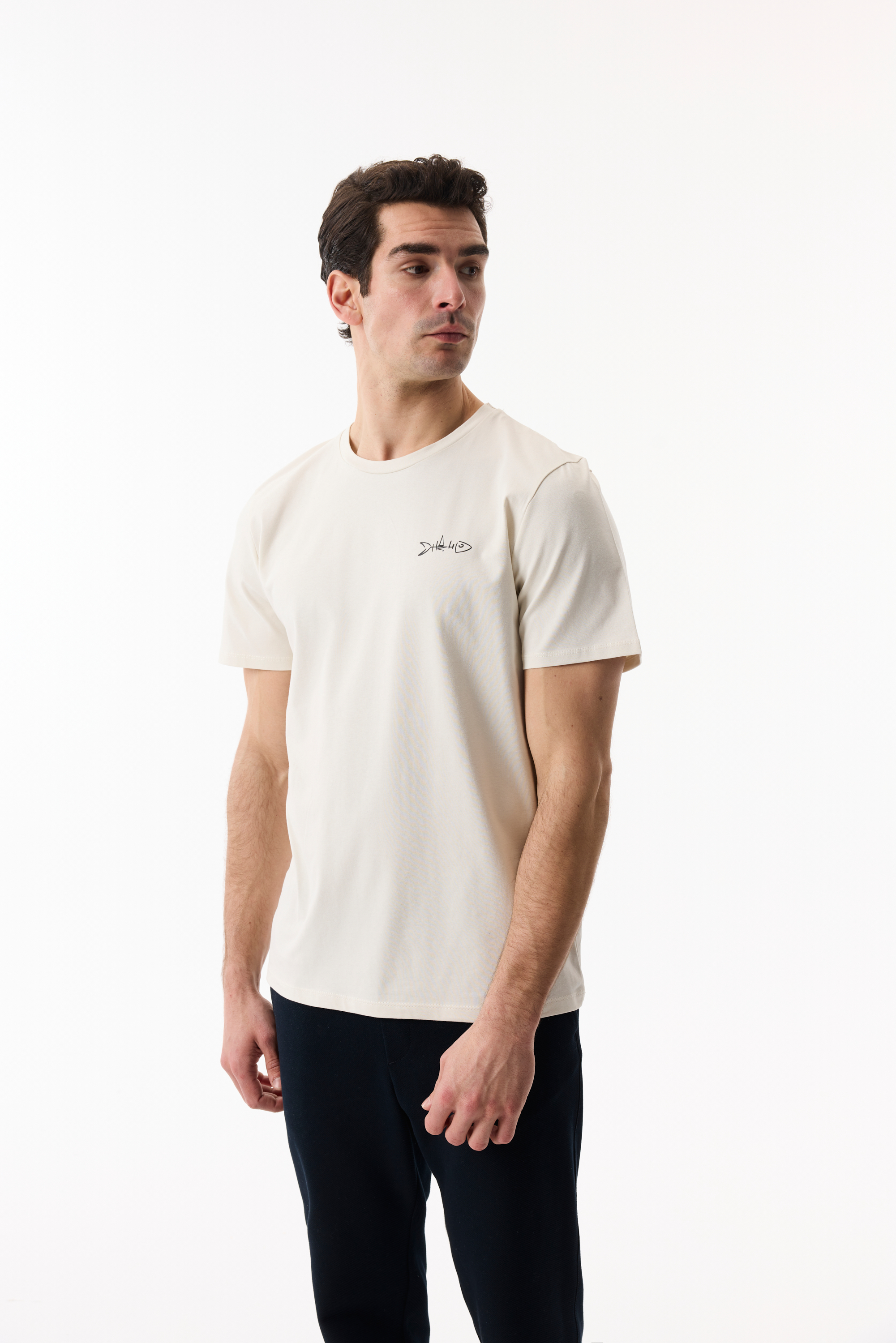 BASKILI BİSİKLET YAKA KISA KOLLU T-SHIRT