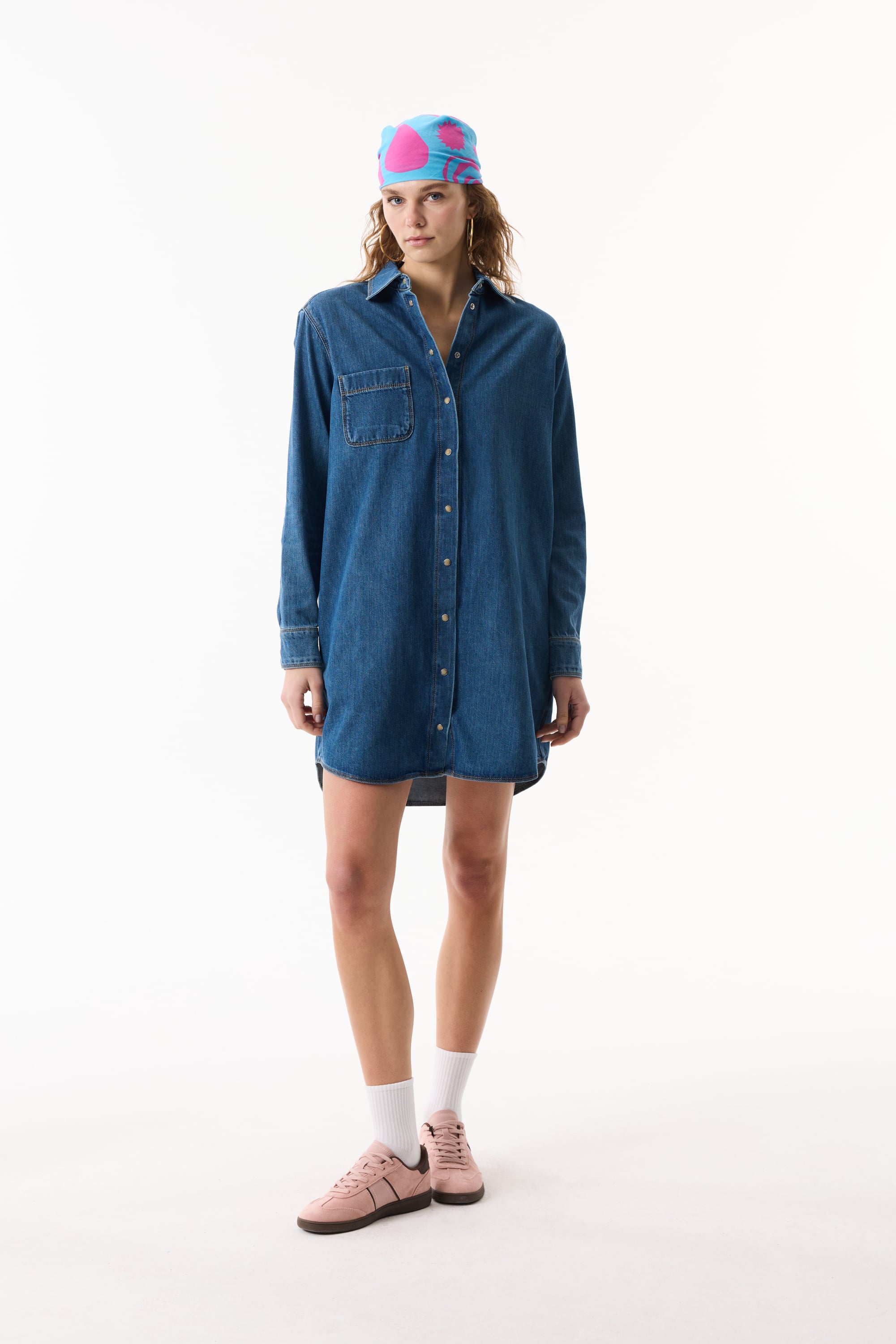 UZUN KOLLU MİNİ GÖMLEK ELBİSE