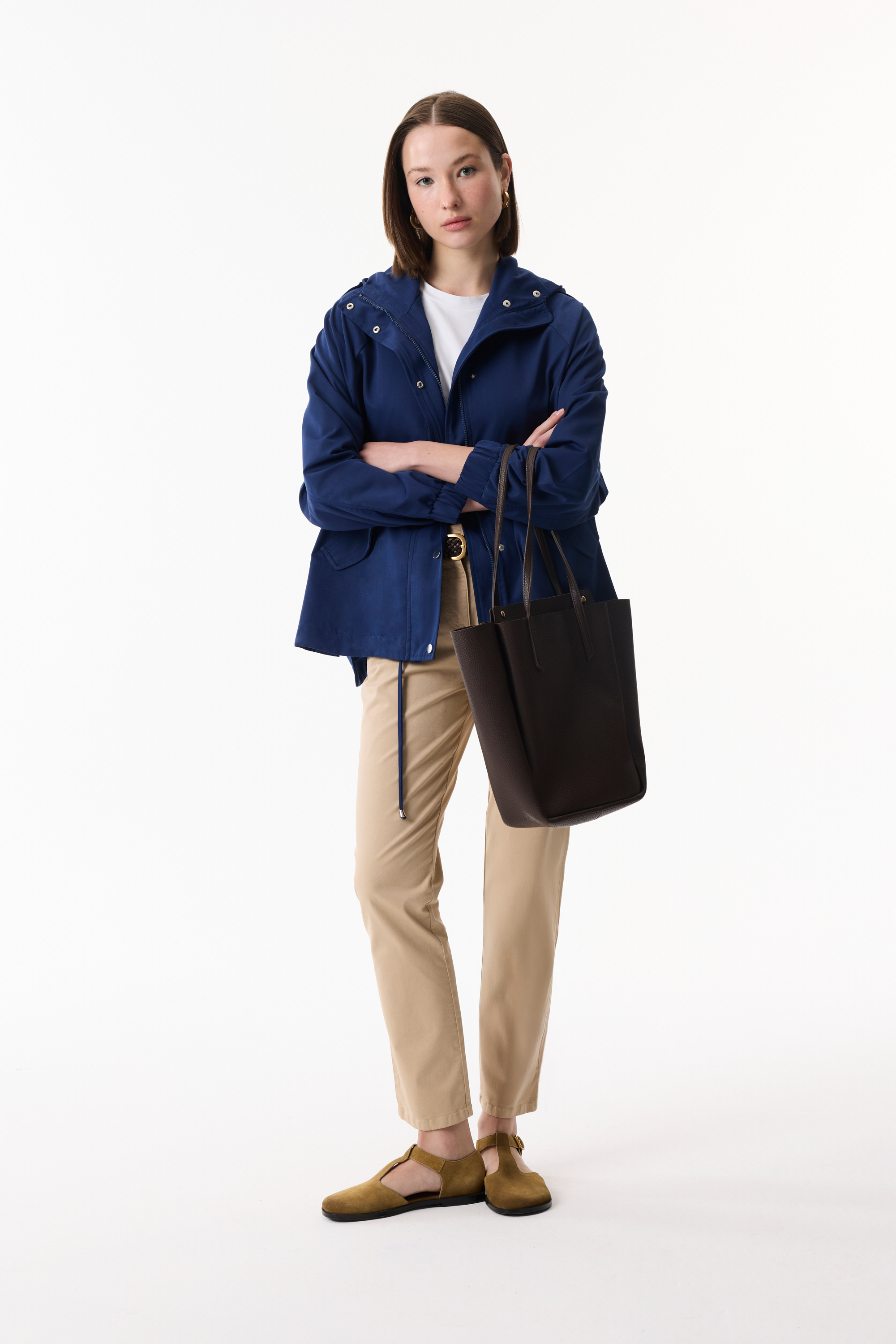 KAPÜŞONLU KISA PARKA