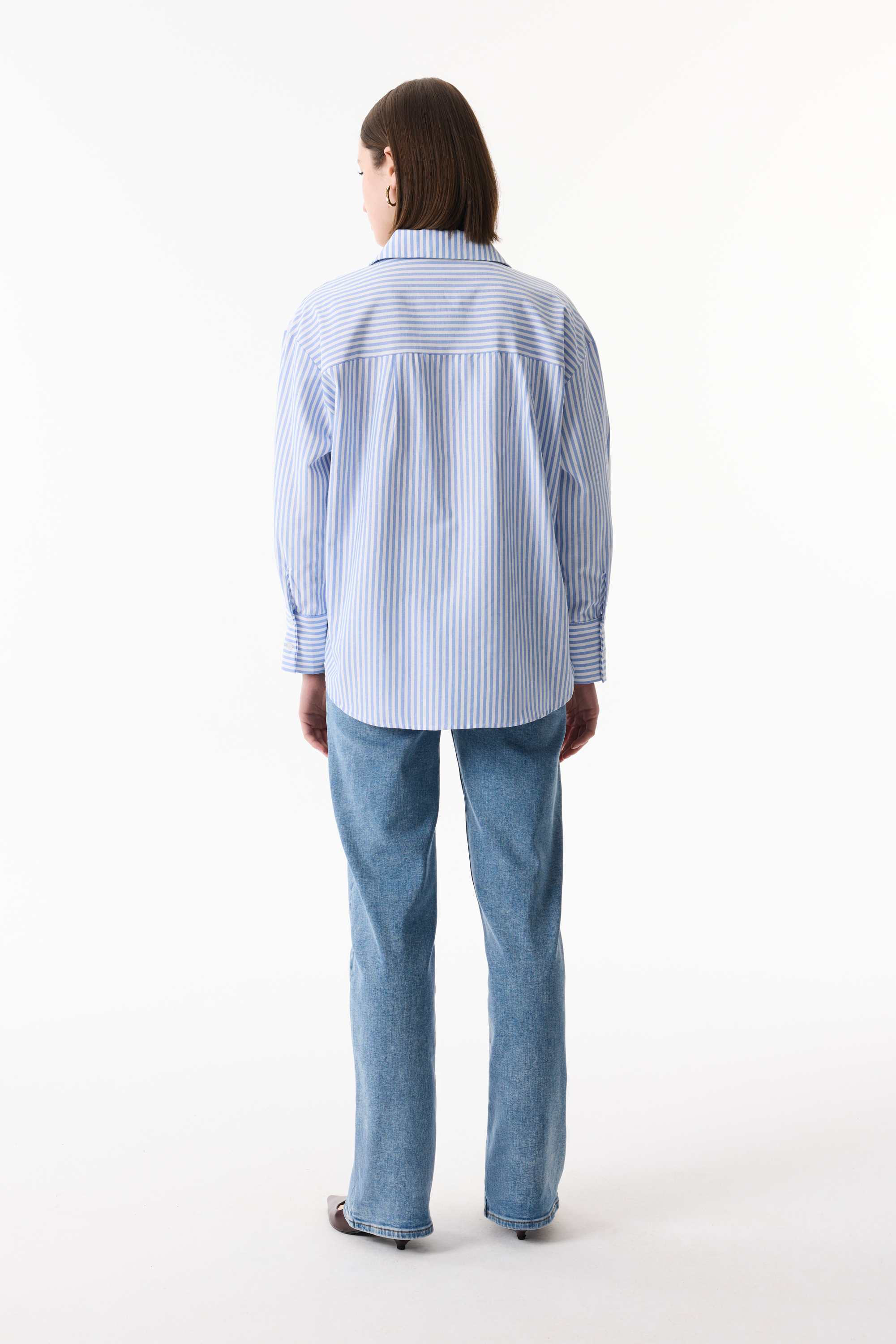 ÇİZGİLİ UZUN KOLLU GÖMLEK