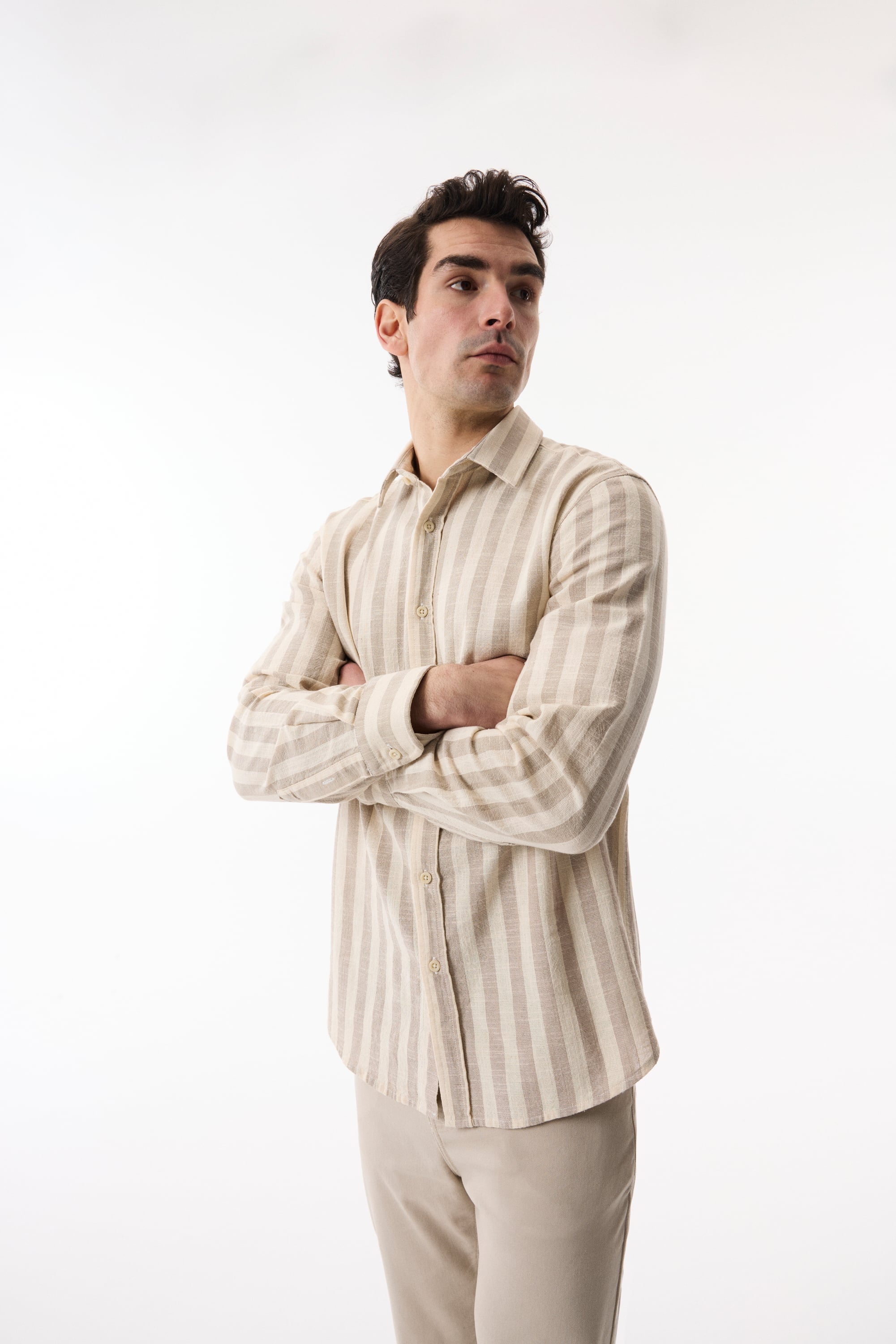 REGULAR FIT ÇİZGİLİ UZUN KOLLU GÖMLEK