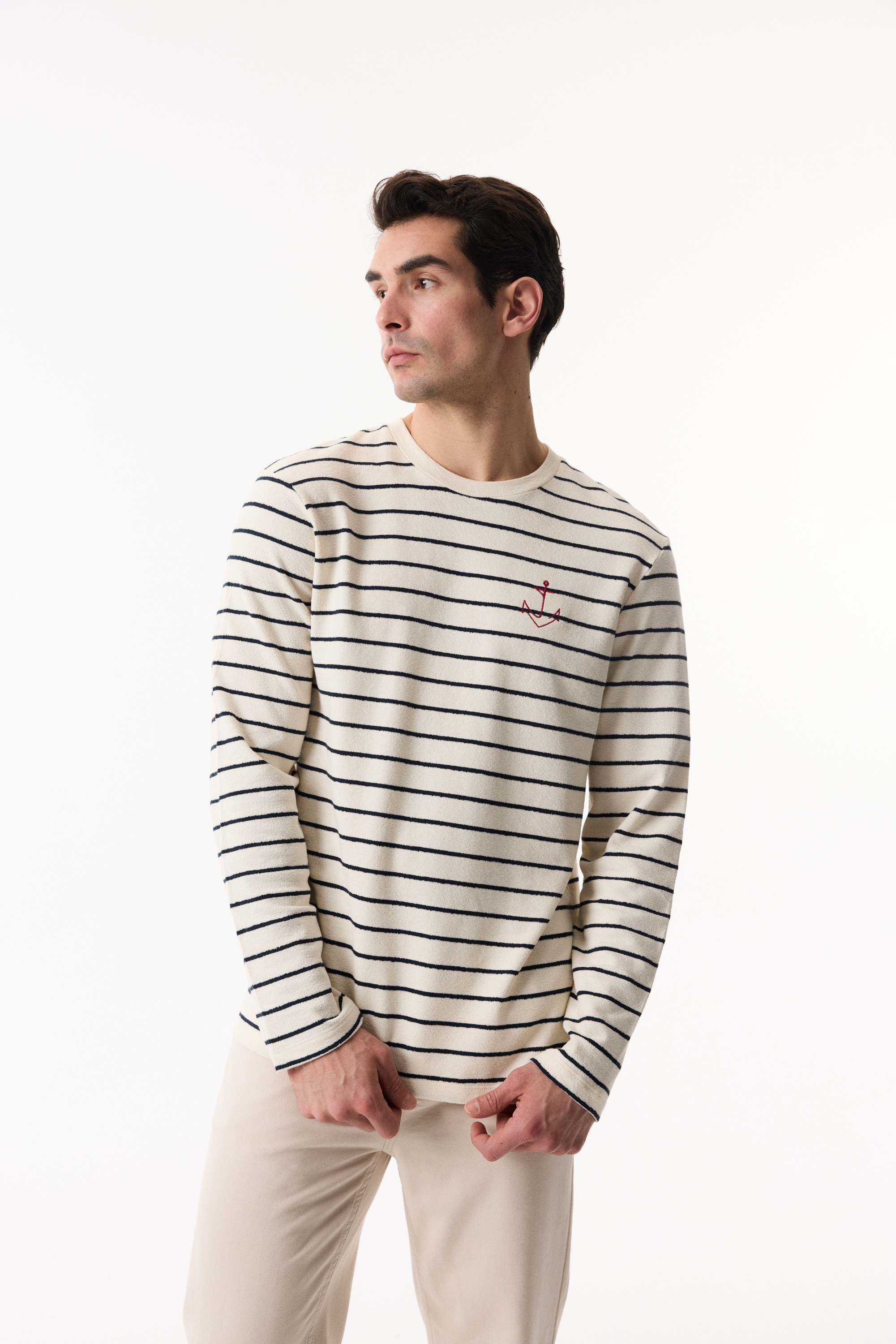 ÇİZGİLİ NAKIŞLI SWEATSHIRT