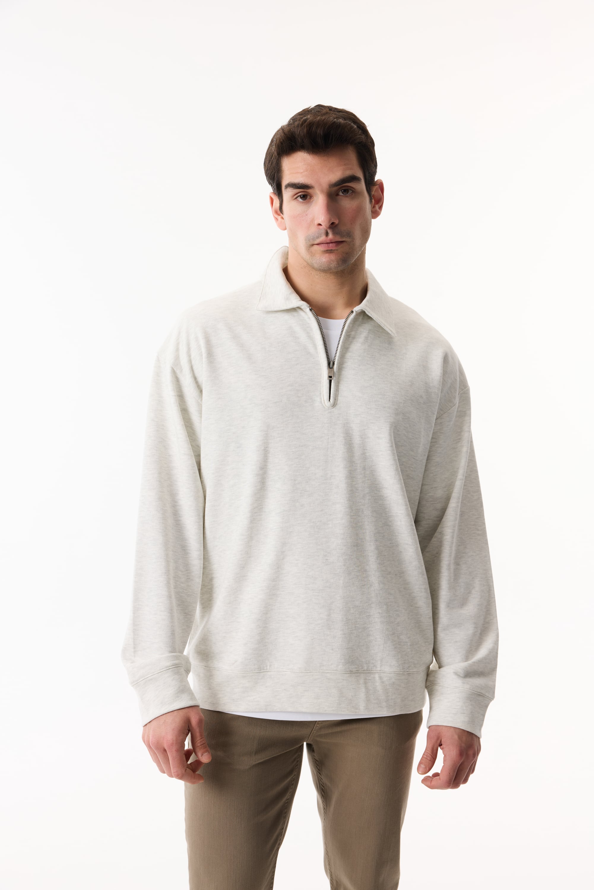 LOOSE FIT FERMUARLI DİK YAKA SWEATSHIRT