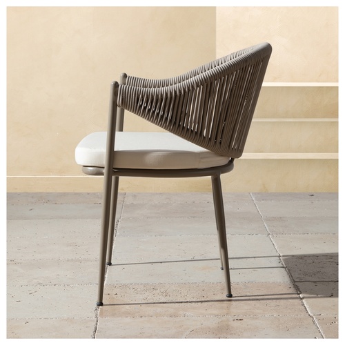  META KOLÇAKLI SANDALYESİ