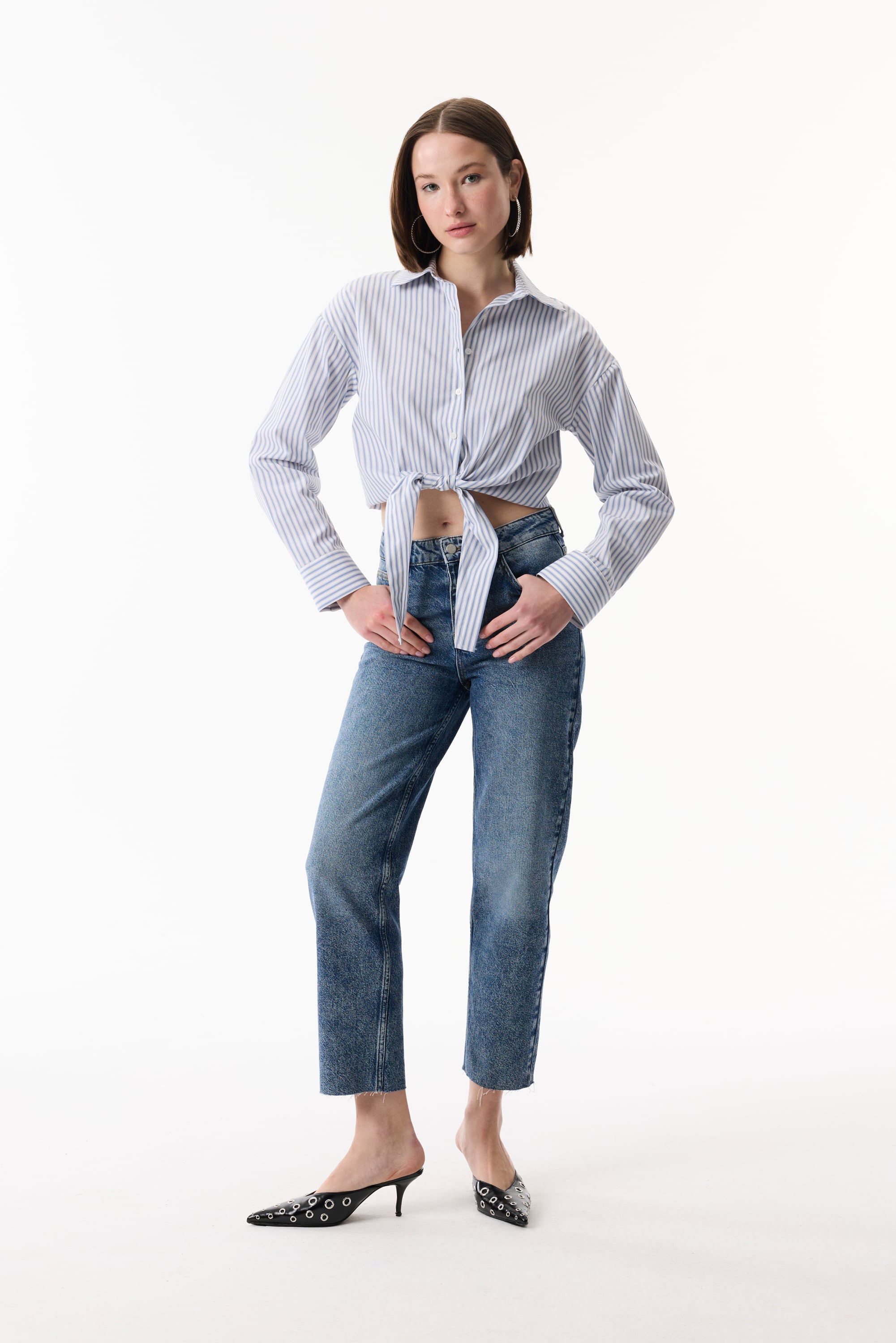 ÇİZGİLİ UZUN KOLLU GÖMLEK GÖRÜNÜMLÜ BAĞLAMALI BLUZ