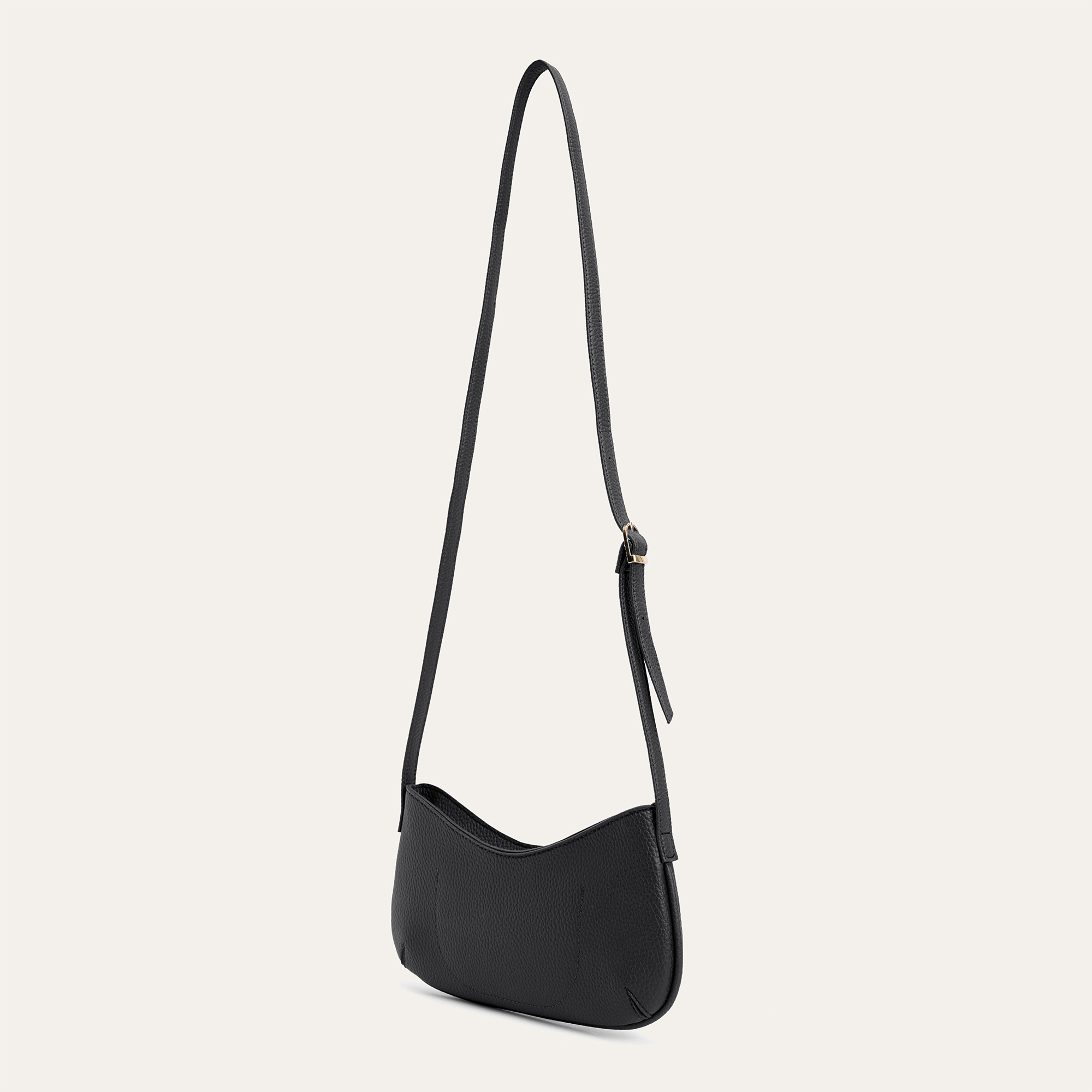 DERİ GÖRÜNÜMLÜ OVAL OMUZ ÇANTASI