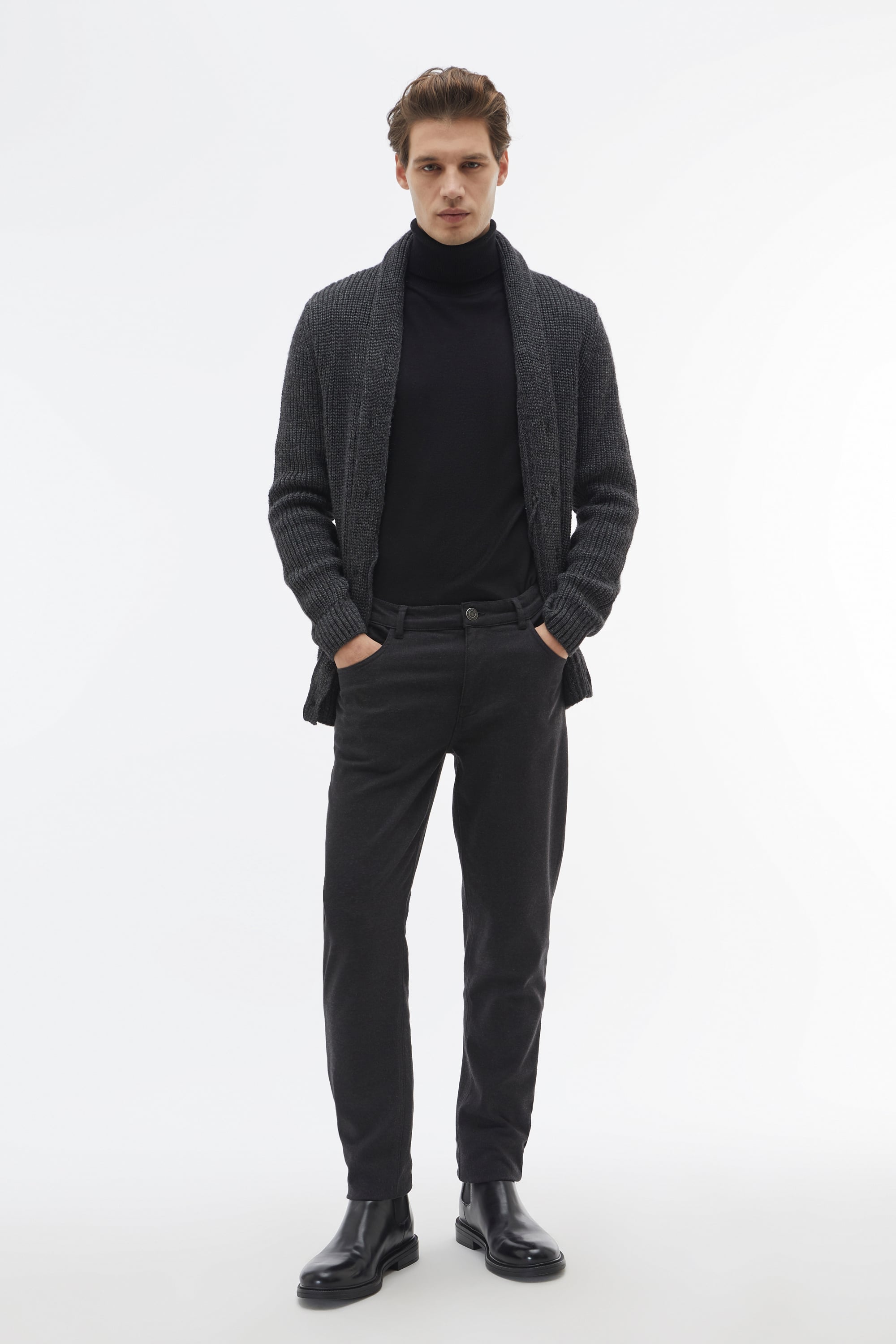 ÖRGÜLÜ YÜN KARIŞIMLI HIRKA