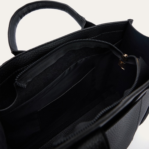  ASKILI DERİ GÖRÜNÜMLÜ EL ÇANTASI