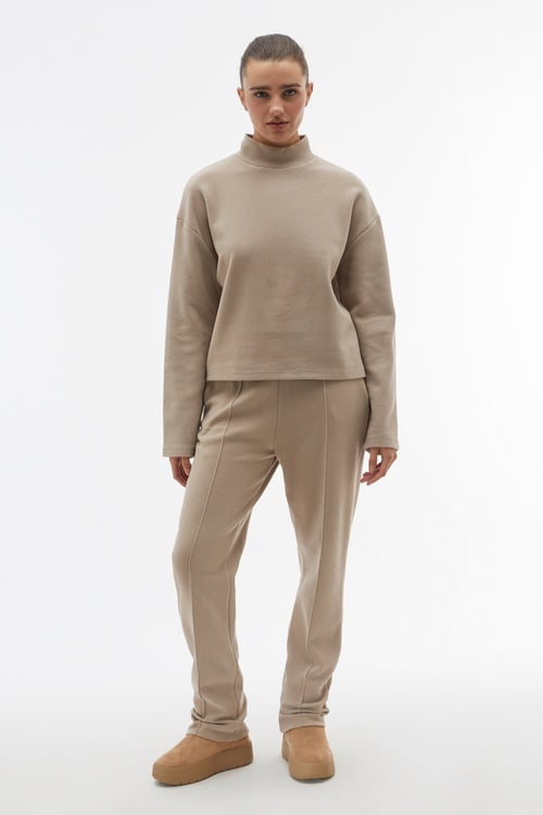 DİK YAKA LOOSE FIT SWEATSHIRT