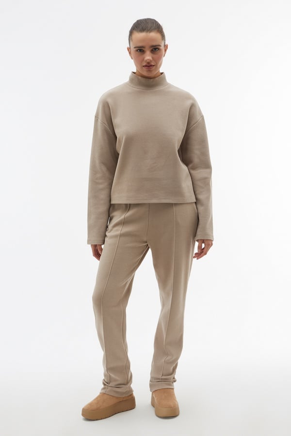 DİK YAKA LOOSE FIT SWEATSHIRT